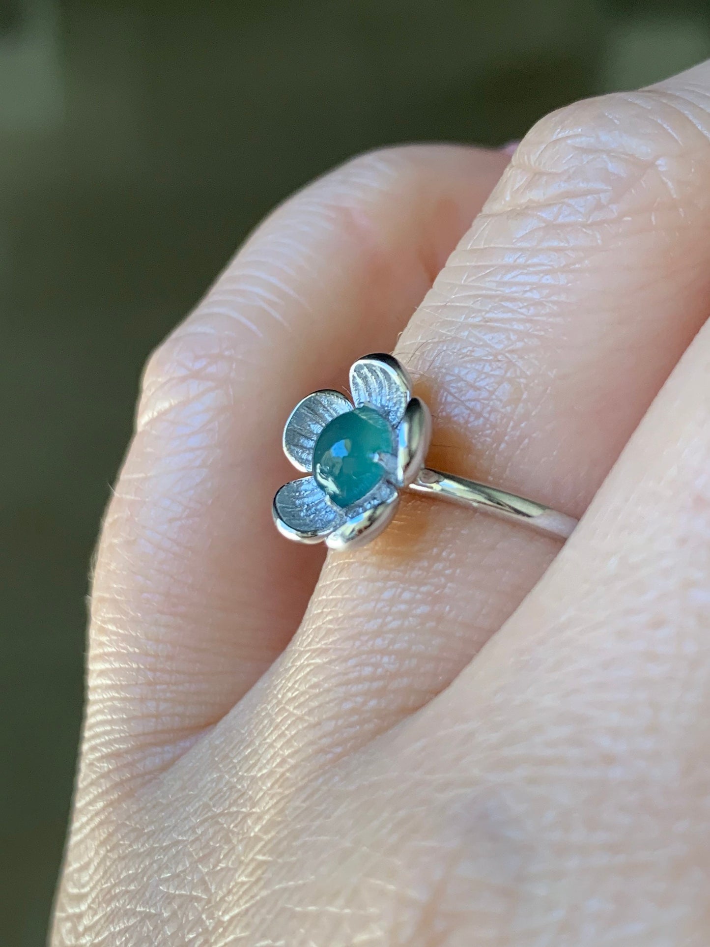 Certified Natural Burmese Icy Translucent Teal Green Jadeite Cherry Blossom Design Ring 18K White Gold size 7 天然缅甸冰湖水绿翡翠梅花白金镶嵌戒指