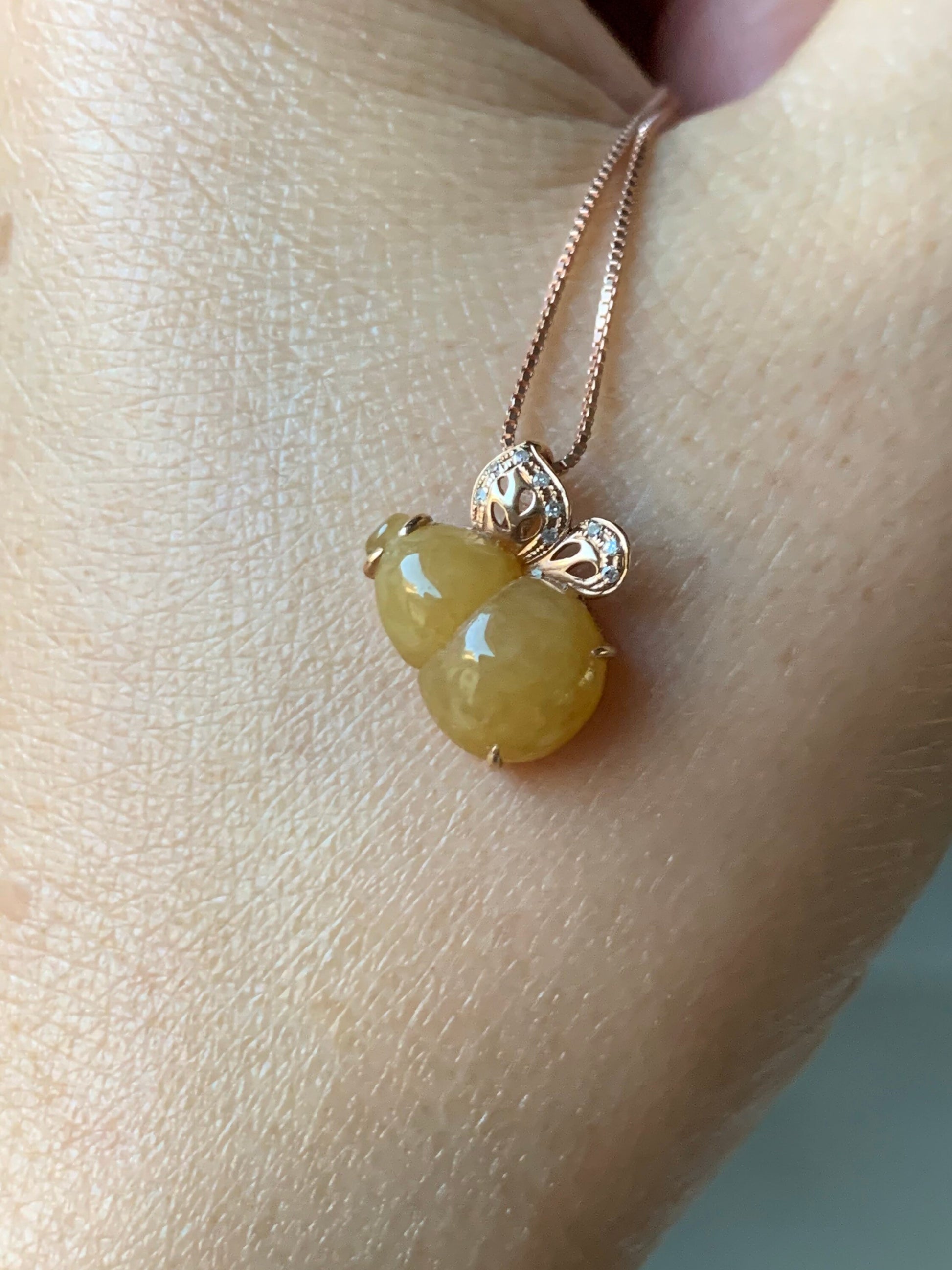 Certified Natural Burmese Icy Translucent Jadeite Gourd Hulu Pendant in 18K Rose Gold with Diamonds 天然缅甸黄翡葫芦K玫钻石镶嵌吊坠