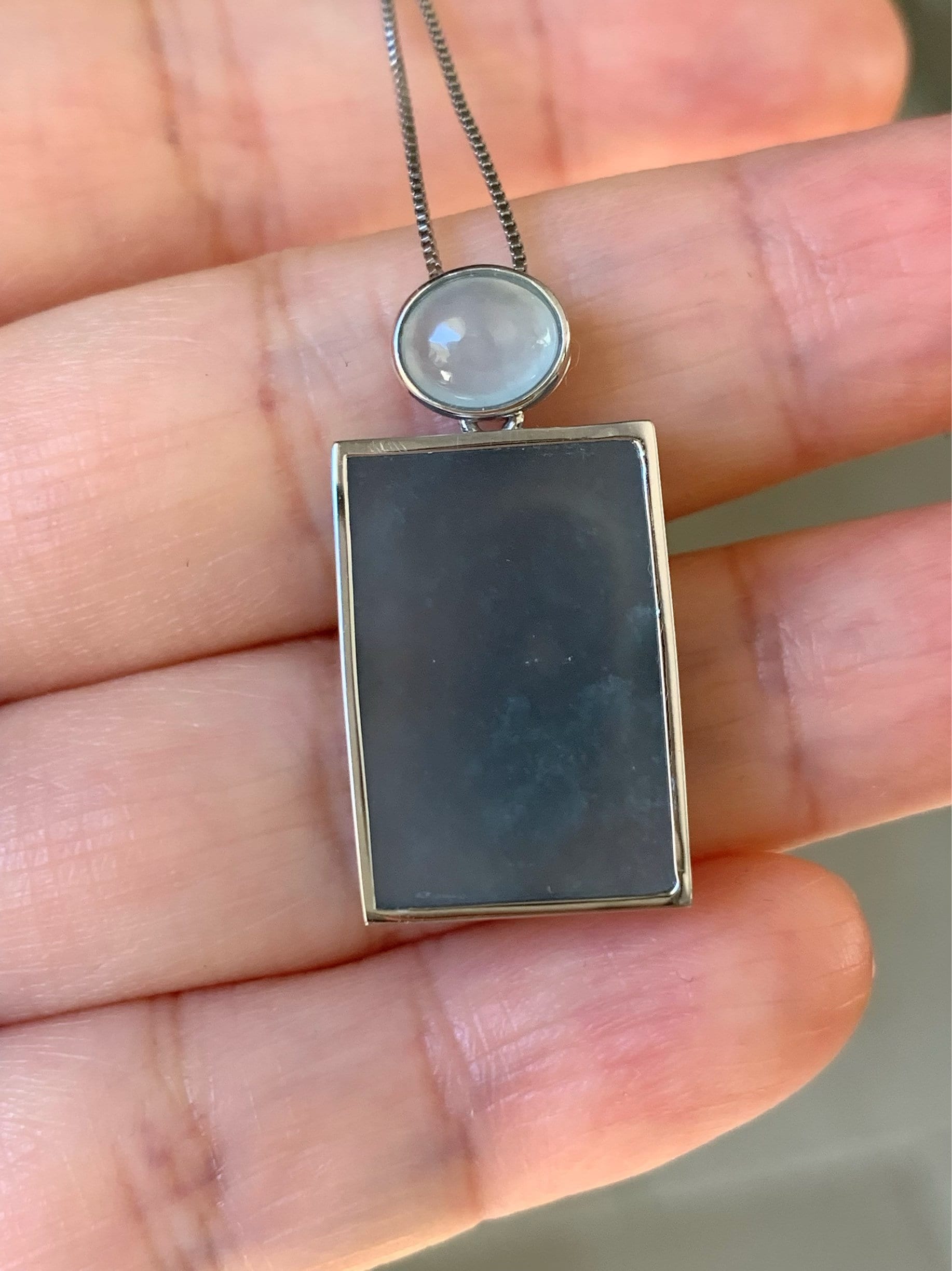 Certified Natural Guatemalan Blue Jadeite Wu Shi Pai Pendant 18K White Gold 天然高危冰蓝翡翠设计款镶嵌无事牌吊坠