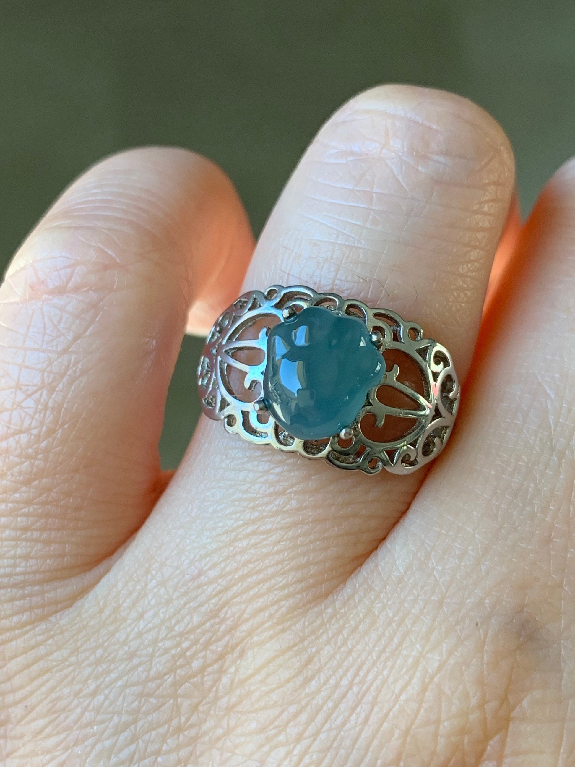 Natural Guatemalan Icy Translucent Blue Jadeite Carved Paw Print Ring S925 Sterling Silver Adjustable Size 天然冰危蓝水翡翠猫爪银镶戒指 MZYJ