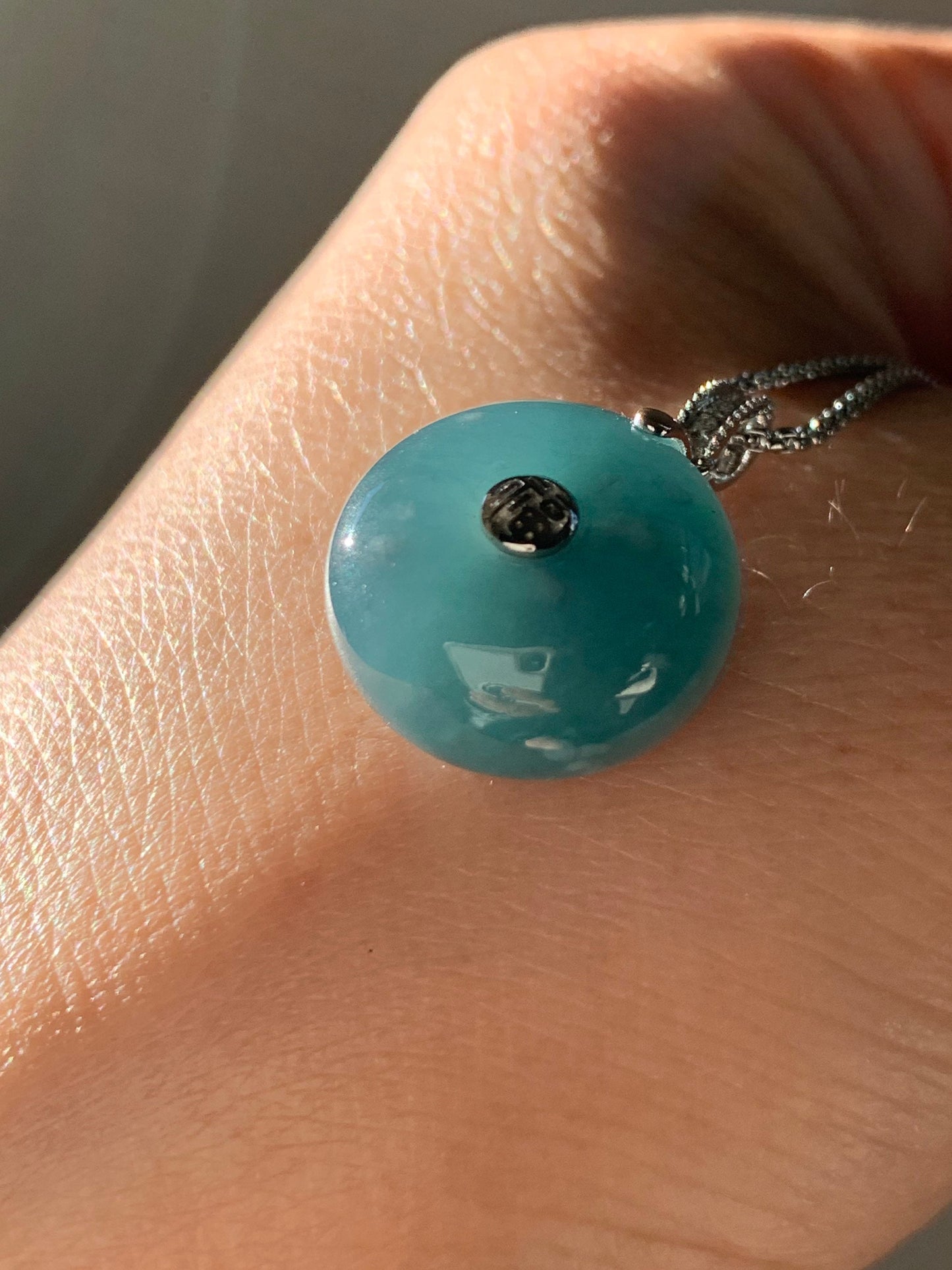 Certified Natural Guatemalan Intense Blue Jadeite Thick Ping An Kou Donut Pendant 18K White Gold and Diamonds 天然危地马拉翡翠老种冰蓝平安扣钻石镶嵌吊坠