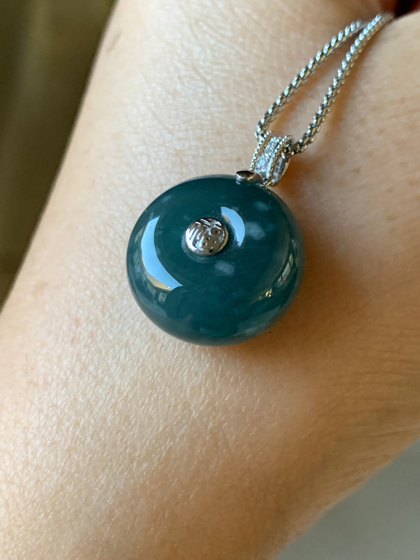 Certified Natural Guatemalan Intense Blue Jadeite Thick Ping An Kou Donut Pendant 18K White Gold and Diamonds 天然危地马拉翡翠老种冰蓝平安扣钻石镶嵌吊坠