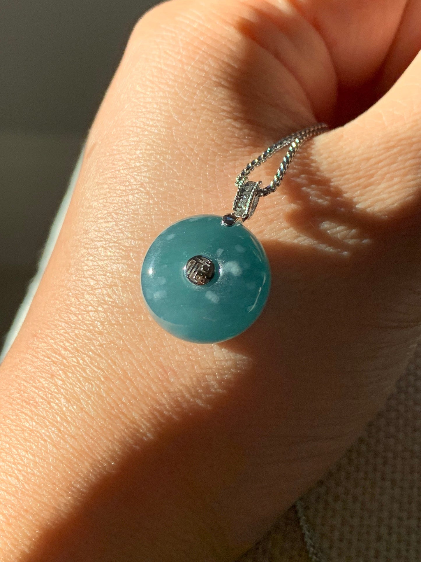 Certified Natural Guatemalan Intense Blue Jadeite Thick Ping An Kou Donut Pendant 18K White Gold and Diamonds 天然危地马拉翡翠老种冰蓝平安扣钻石镶嵌吊坠