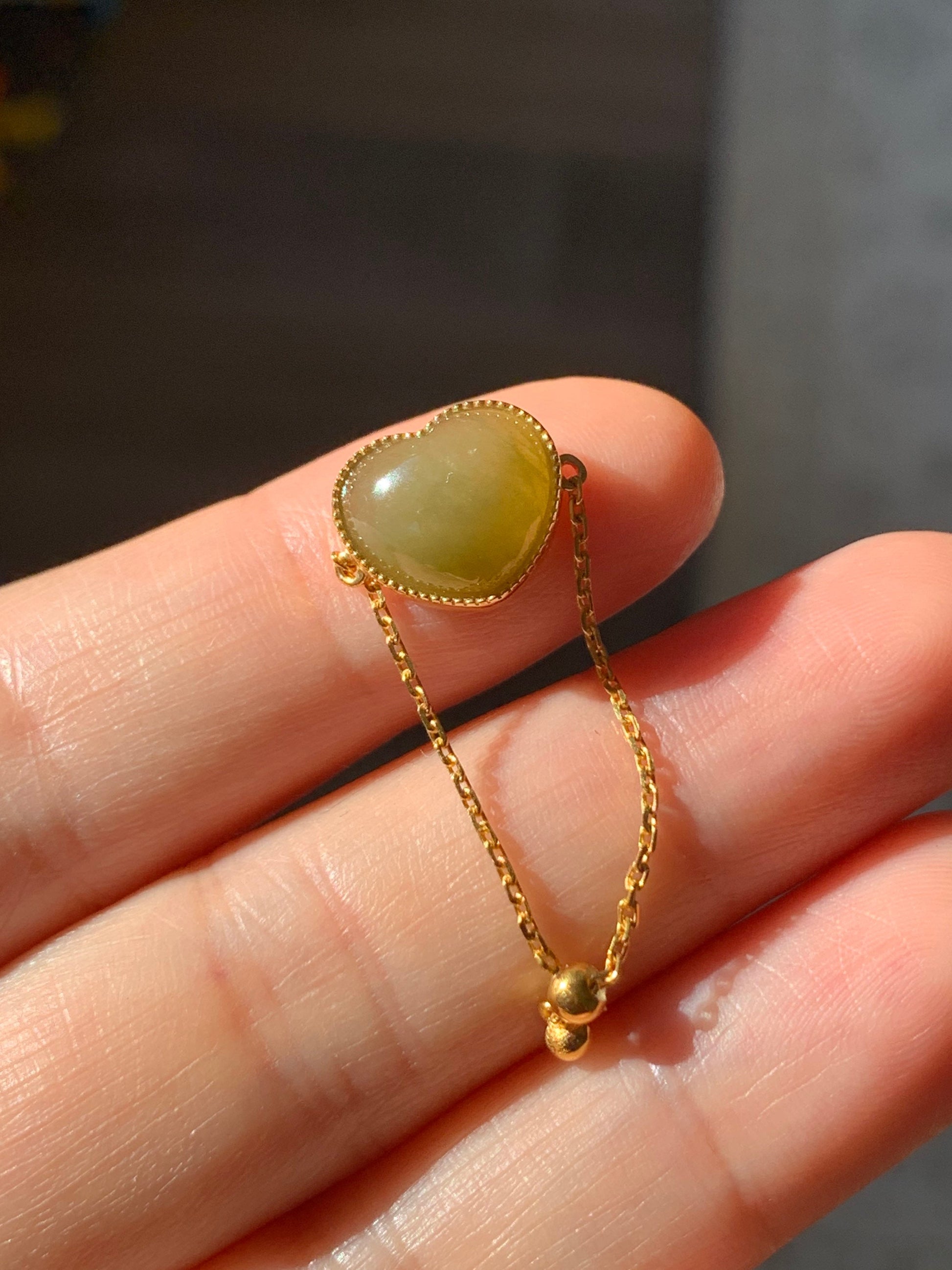 Certified Natural Burmese Premium Translucent Dark Yellow Jadeite Heart Adjustable Chain Ring 18K Yellow Gold 天然缅甸老种冰浓黄翡爱心镶嵌戒指