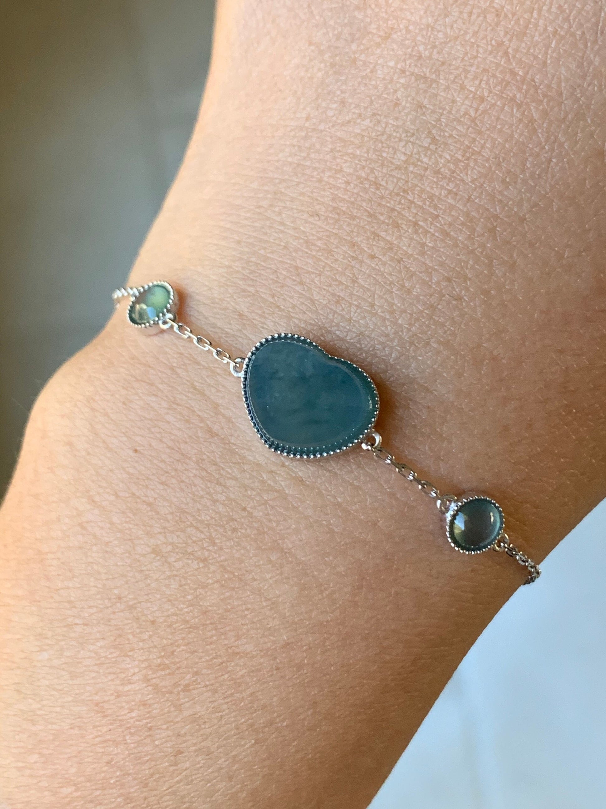 Certified Natural Burmese Icy Translucent Teal Blue Jadeite Heart Bracelet 18K White Gold 5.75"-6.25” 天然缅甸湖水蓝翡翠爱心切割面白金手链