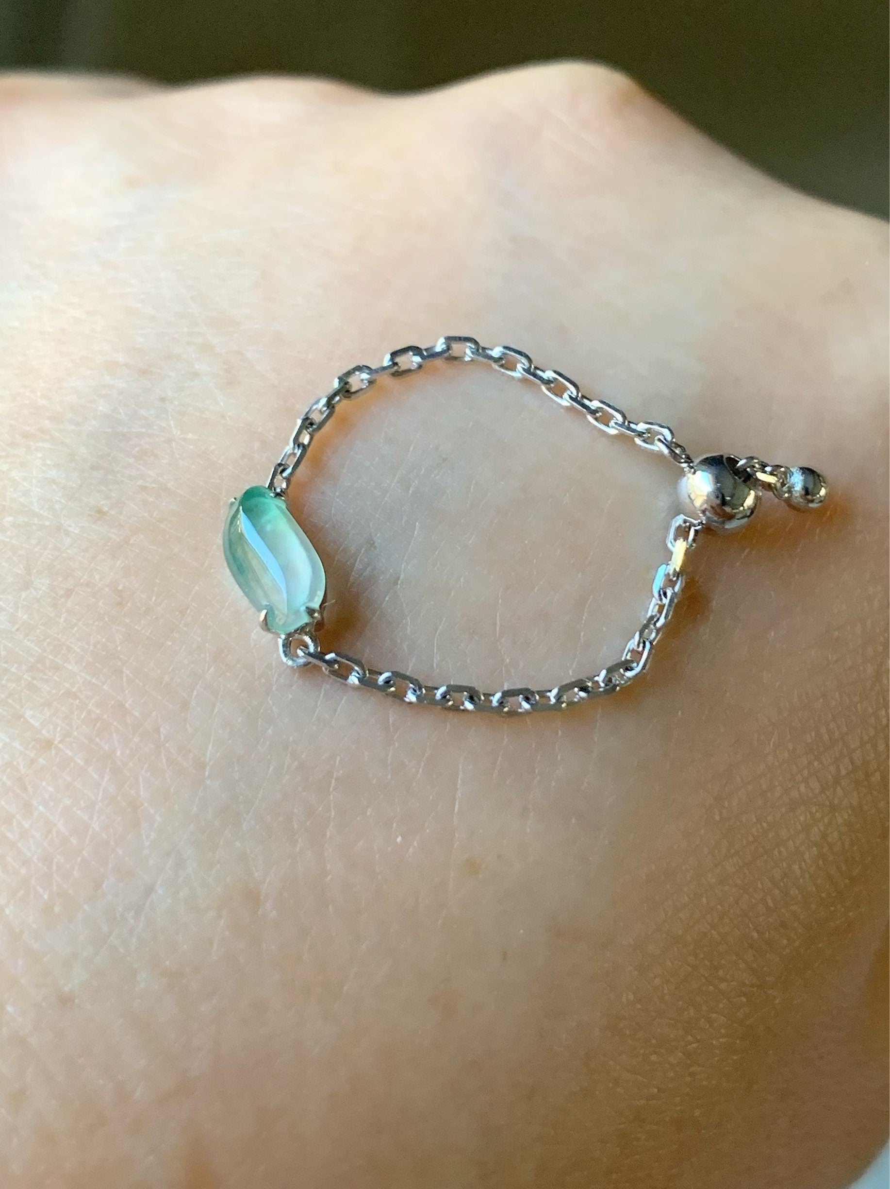 Certified Natural Burmese Highly Translucent Green Marbling Jadeite "Horse Eye" Chain Ring 18K White Gold Adjustable 天然缅甸正高冰翡翠飘绿花马眼镶嵌戒指