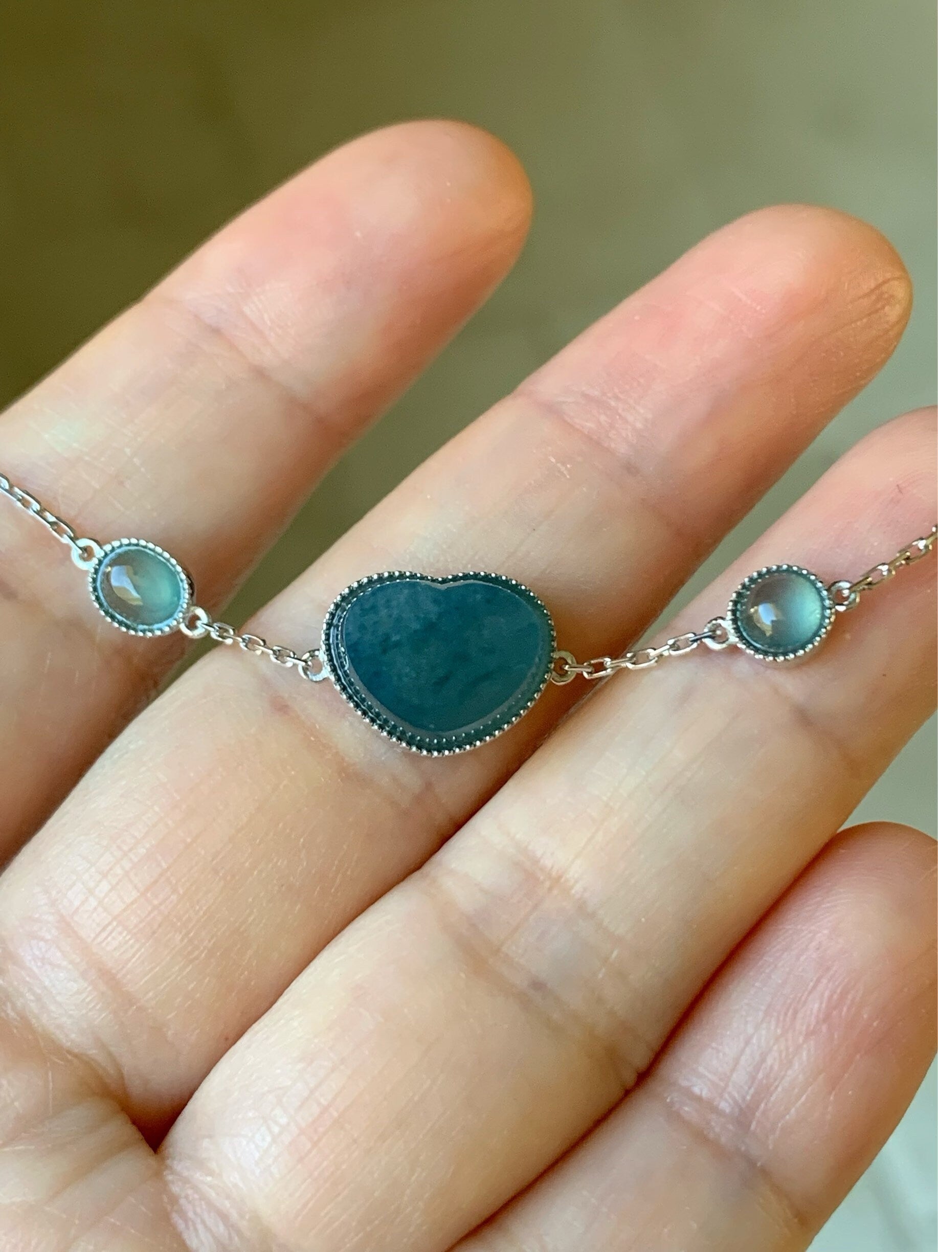 Certified Natural Burmese Icy Translucent Teal Blue Jadeite Heart Bracelet 18K White Gold 5.75"-6.25” 天然缅甸湖水蓝翡翠爱心切割面白金手链