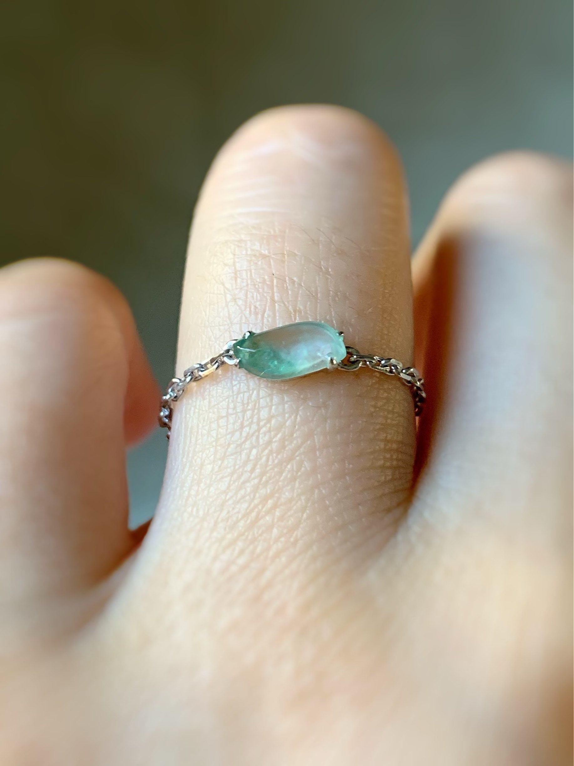 Certified Natural Burmese Highly Translucent Green Marbling Jadeite "Horse Eye" Chain Ring 18K White Gold Adjustable 天然缅甸正高冰翡翠飘绿花马眼镶嵌戒指