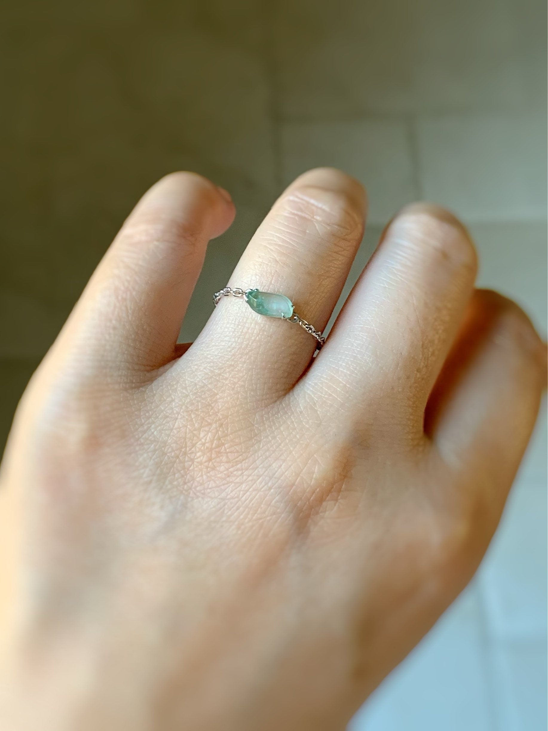 Certified Natural Burmese Highly Translucent Green Marbling Jadeite "Horse Eye" Chain Ring 18K White Gold Adjustable 天然缅甸正高冰翡翠飘绿花马眼镶嵌戒指