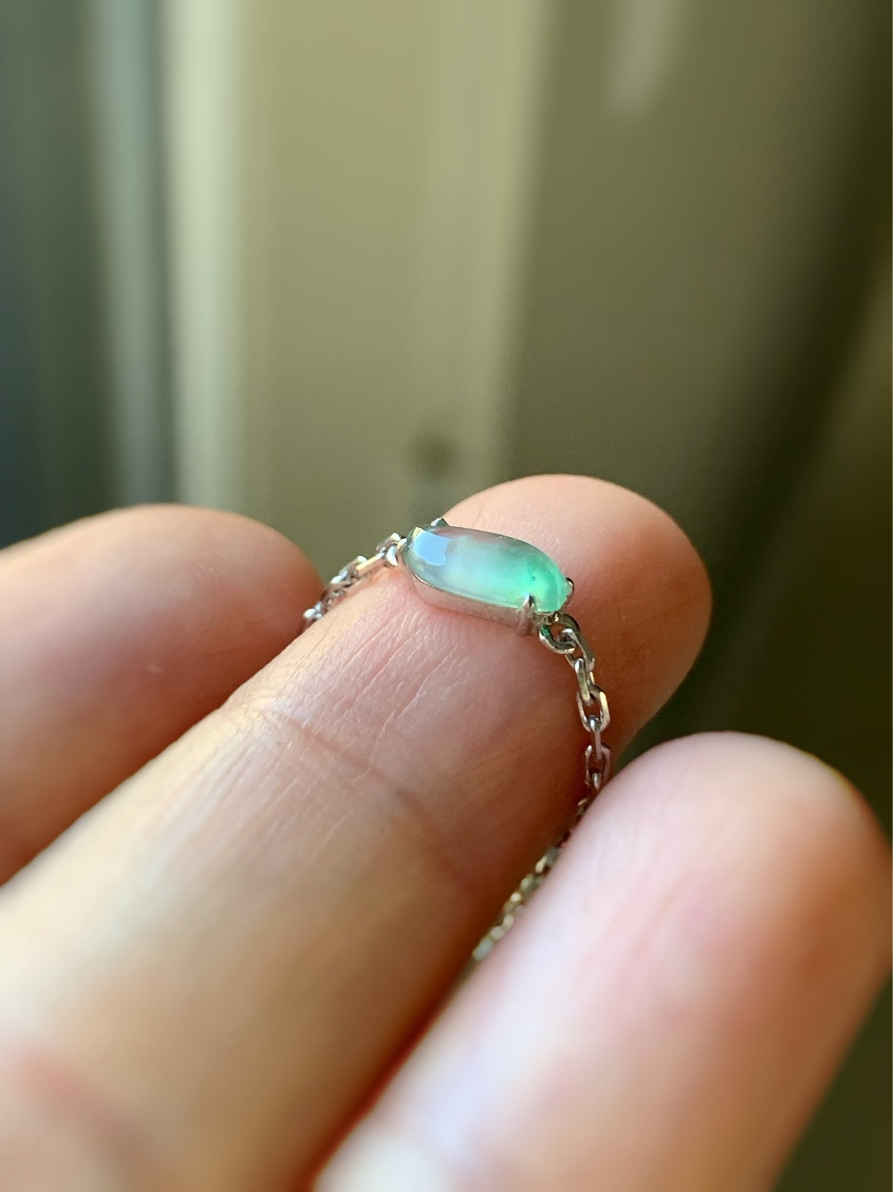Certified Natural Burmese Highly Translucent Green Marbling Jadeite "Horse Eye" Chain Ring 18K White Gold Adjustable 天然缅甸正高冰翡翠飘绿花马眼镶嵌戒指
