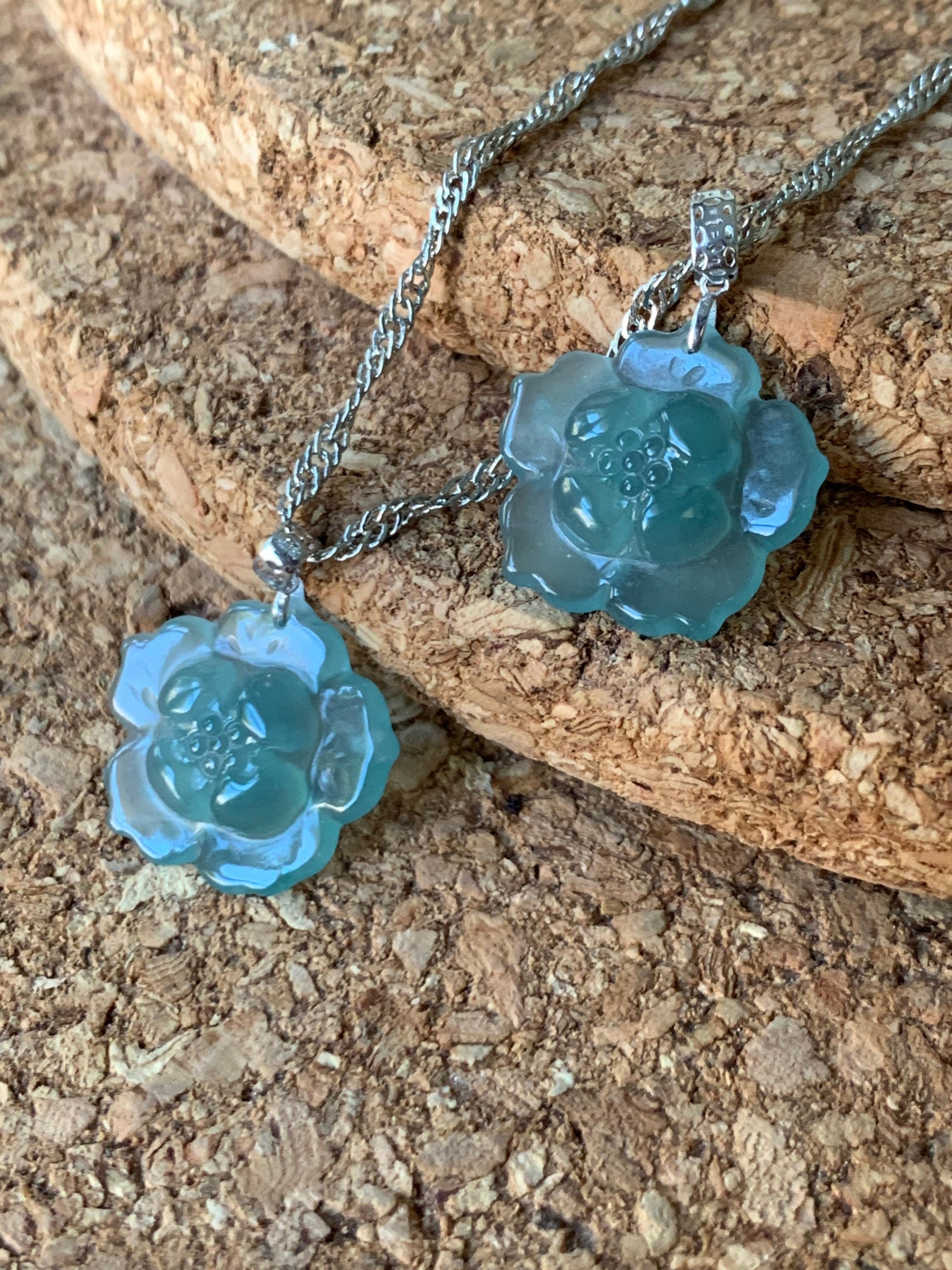 Natural Guatemalan Premium Highly Translucent Icy Blue Jadeite Carved Lotus Flower Pendant 18K White Gold 天然冰危蓝翡翠莲花镶嵌吊坠