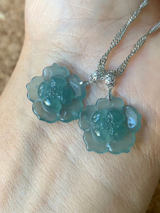 Natural Guatemalan Premium Highly Translucent Icy Blue Jadeite Carved Lotus Flower Pendant 18K White Gold 天然冰危蓝翡翠莲花镶嵌吊坠