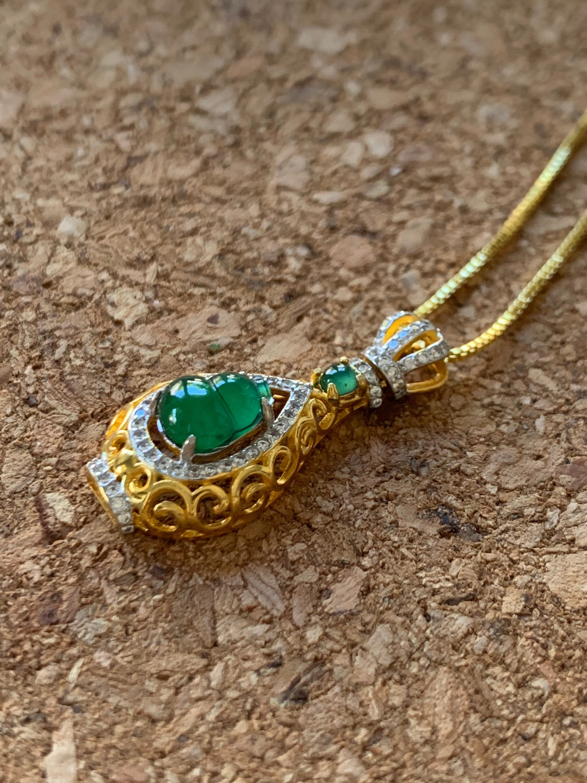 Natural Guatemalan Premium Vibrant Green Jadeite Hulu Gourd Pendant S925 Silver Yellow Gold Finish 天然老种高危冰绿翡翠葫芦镶嵌吊坠
