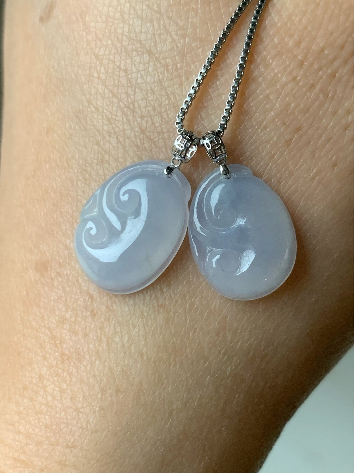 Natural Burmese Translucent & Gelatinous Light Purple Jadeite Ruyi Petite Pendant 18K White Gold w/ Silver Chain 天然缅甸冰淡紫底翡翠如意镶嵌吊坠