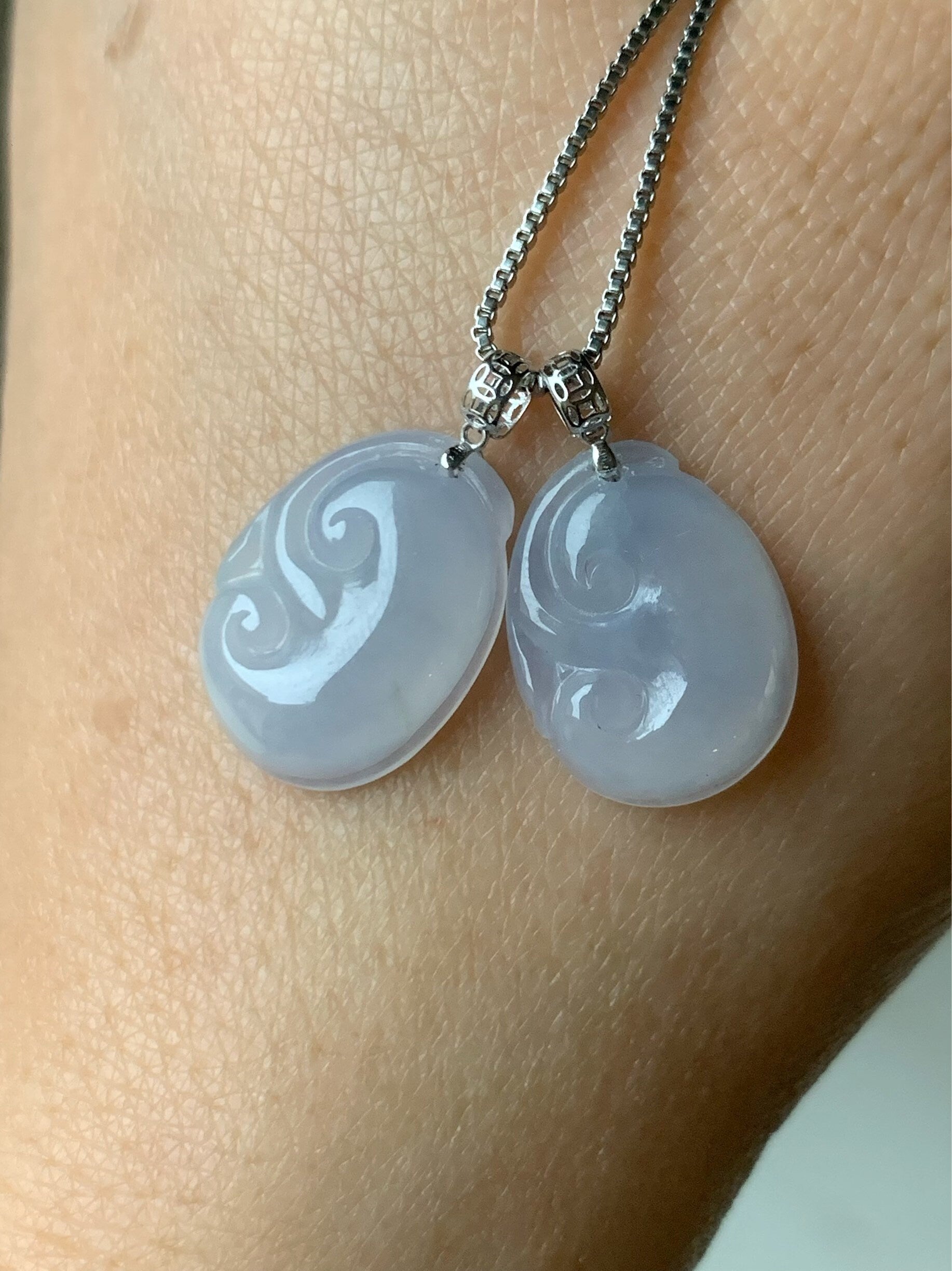 Natural Burmese Translucent & Gelatinous Light Purple Jadeite Ruyi Petite Pendant 18K White Gold w/ Silver Chain 天然缅甸冰淡紫底翡翠如意镶嵌吊坠