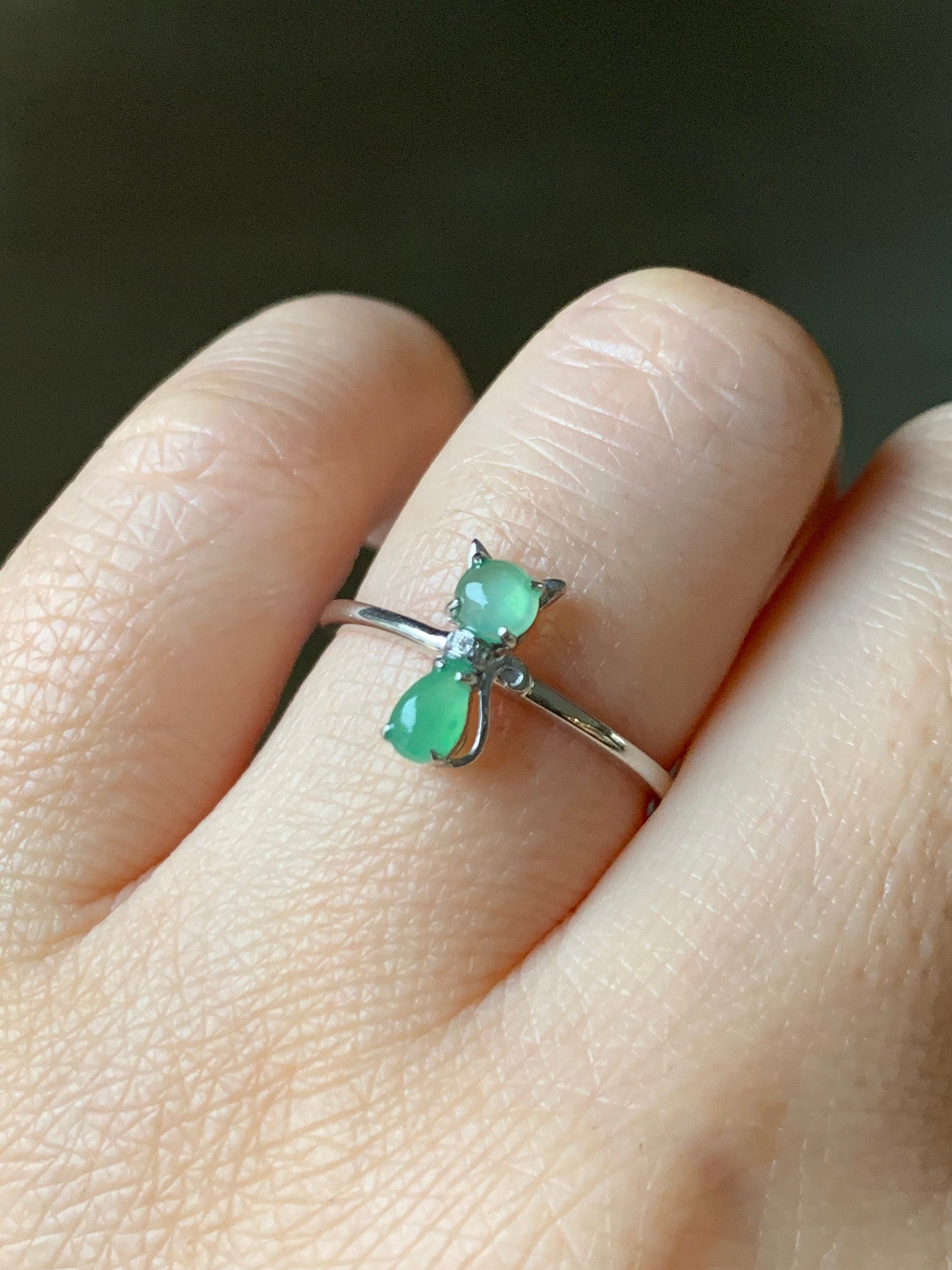 Certified Natural Burmese Premium Icy Yellow or Green Jadeite Kitty Cat Ring 18K Yellow or White Gold & Diamonds size 7 天然缅甸冰黄冰绿翡翠猫咪镶嵌戒指