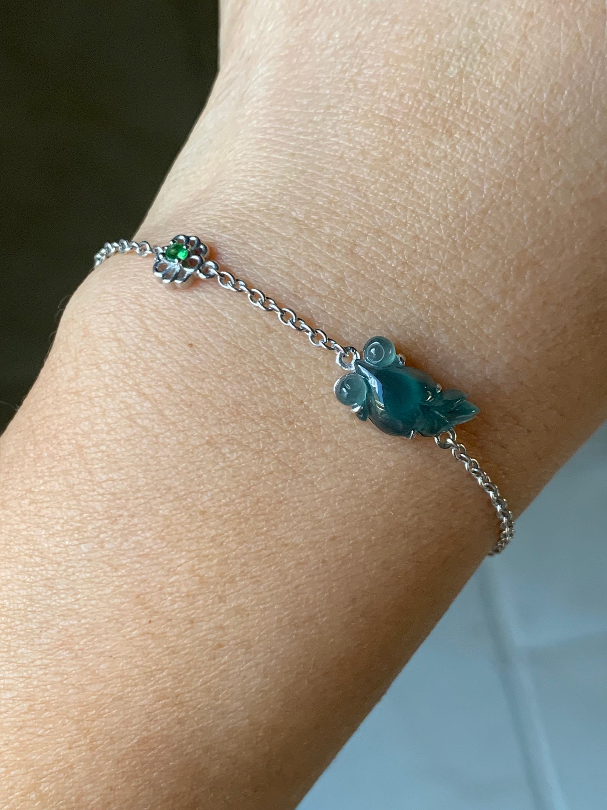 Certified Natural Guatemalan Highly Translucent Teal Blue Jadeite Carved Goldfish Bracelet S925 Sterling Silver adjustable 天然冰危蓝绿翡翠金鱼银镶手链