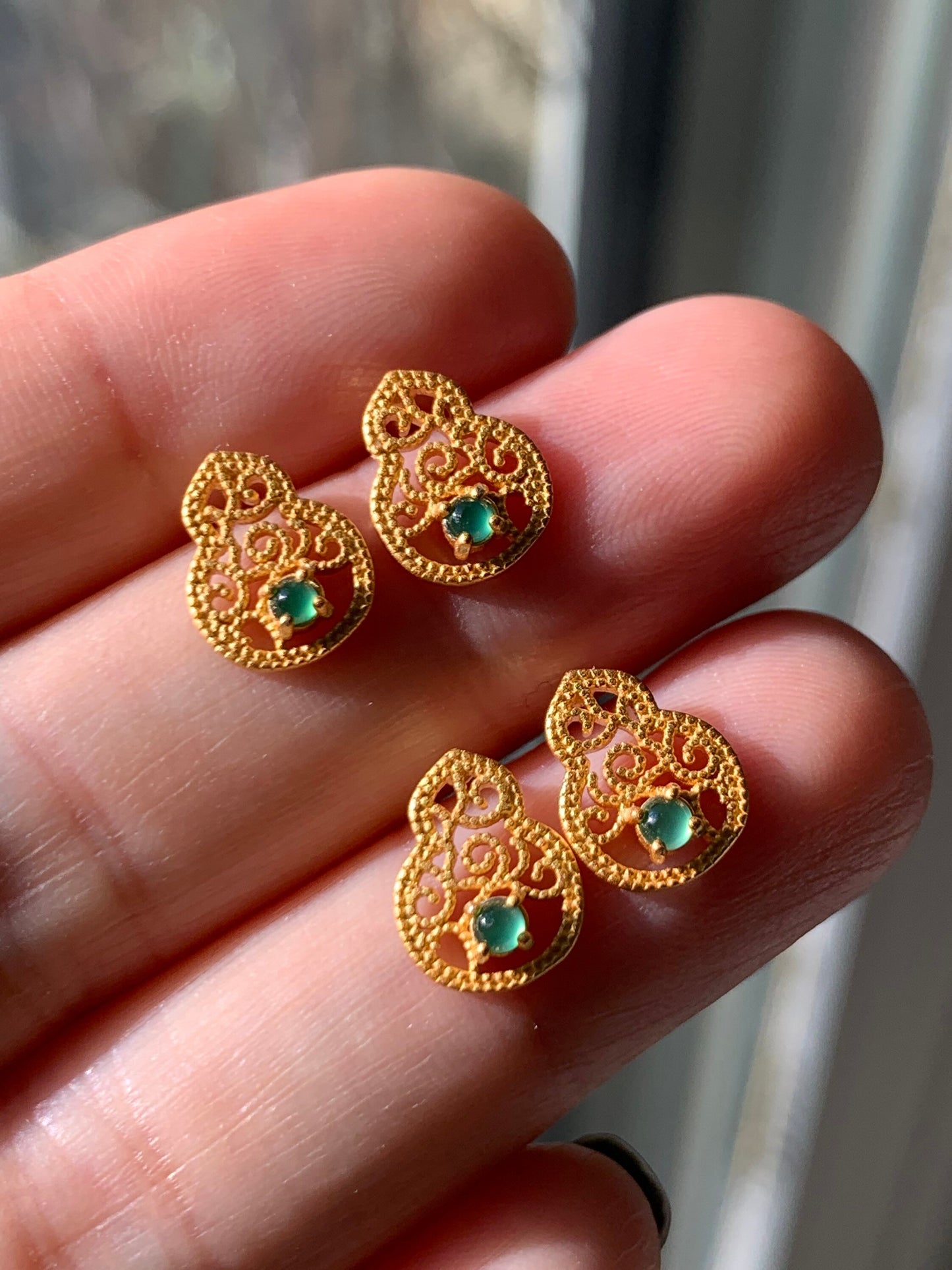 Natural Guatemalan Premium Icy Vibrant Green Jadeite Hulu/Gourd Stud Earrings S925 Silver Gold Satin Finish 天然高危冰绿翡翠葫芦银镶耳钉