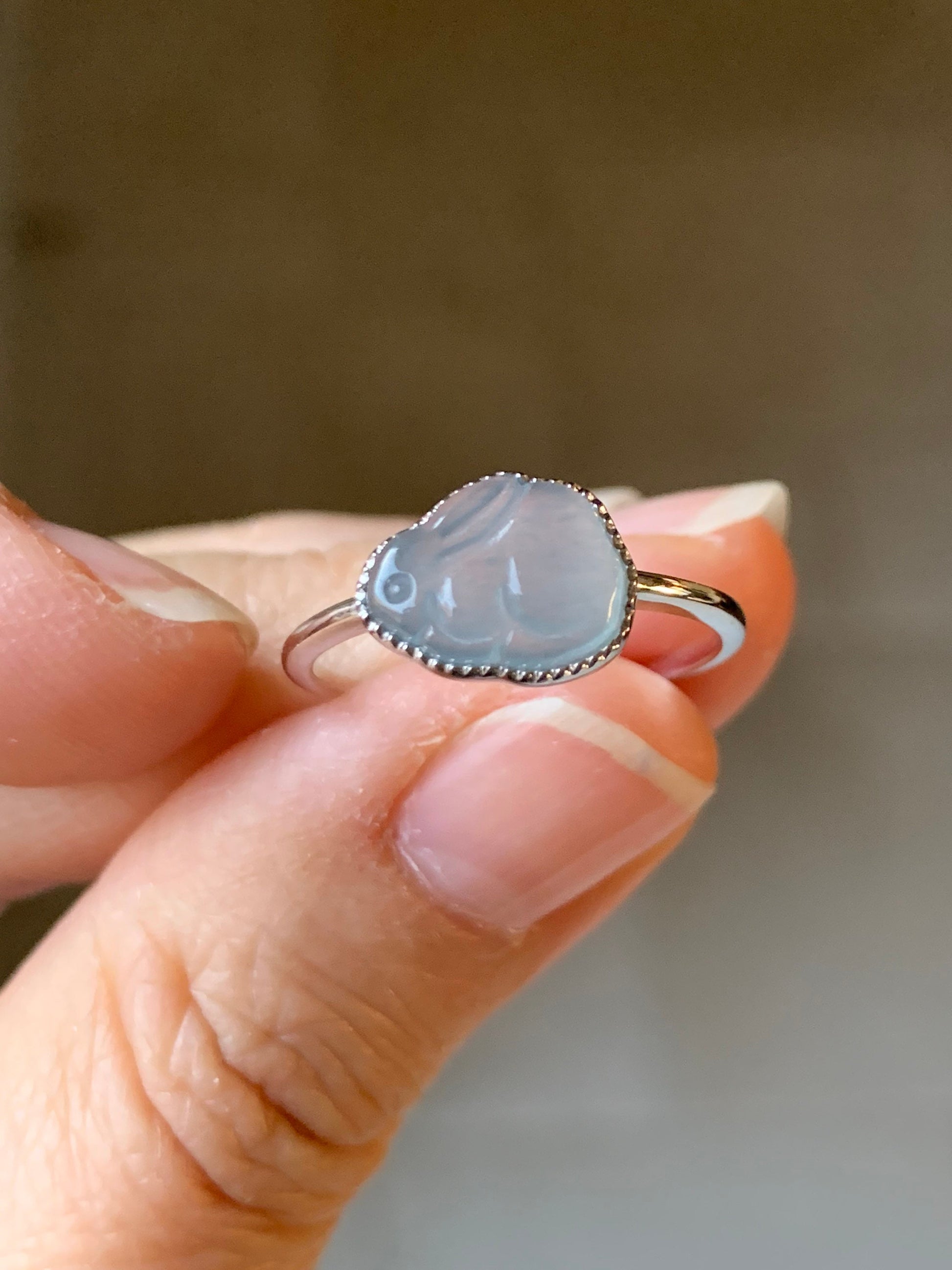 Certified Natural Guatemalan Highly Translucent Gelatinous Sky Blue Jadeite Bunny Rabbit Ring 18K White Gold Sz 7 天然冰危天空蓝翡翠小兔镶嵌戒指 1089
