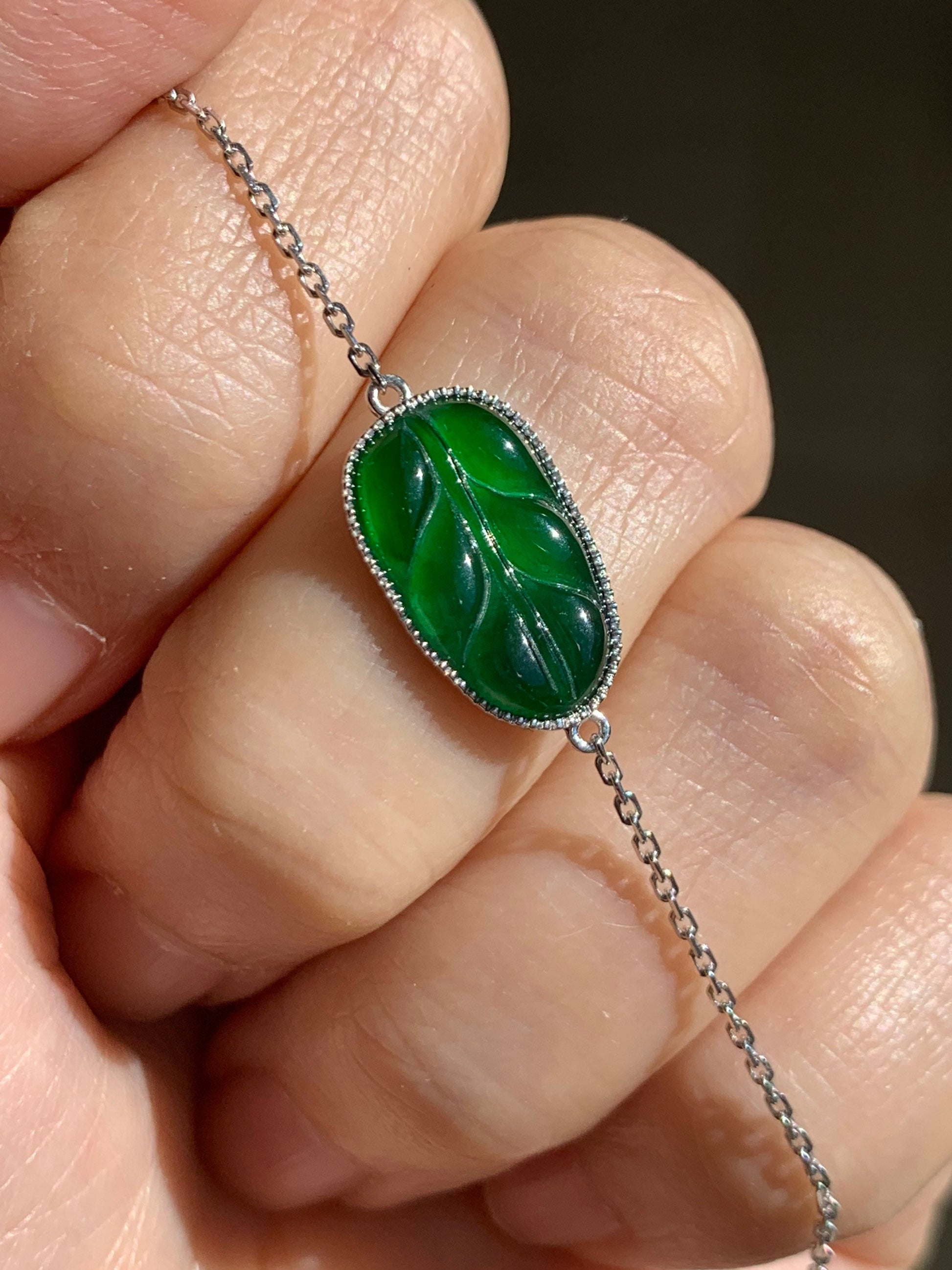Certified Natural Guatemalan Premium Dark Green Jadeite Carved Leaf Bracelet 18K White Gold Adjustable 6-6.75” 天然冰危绿翡翠叶子镶嵌手链