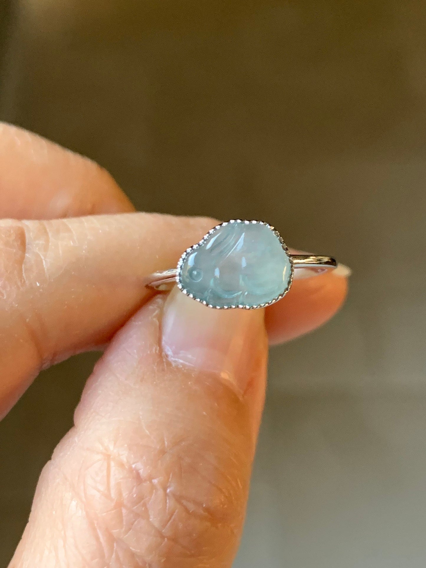 Certified Natural Guatemalan Highly Translucent Gelatinous Sky Blue Jadeite Bunny Rabbit Ring 18K White Gold Sz 7 天然冰危天空蓝翡翠小兔镶嵌戒指 1090