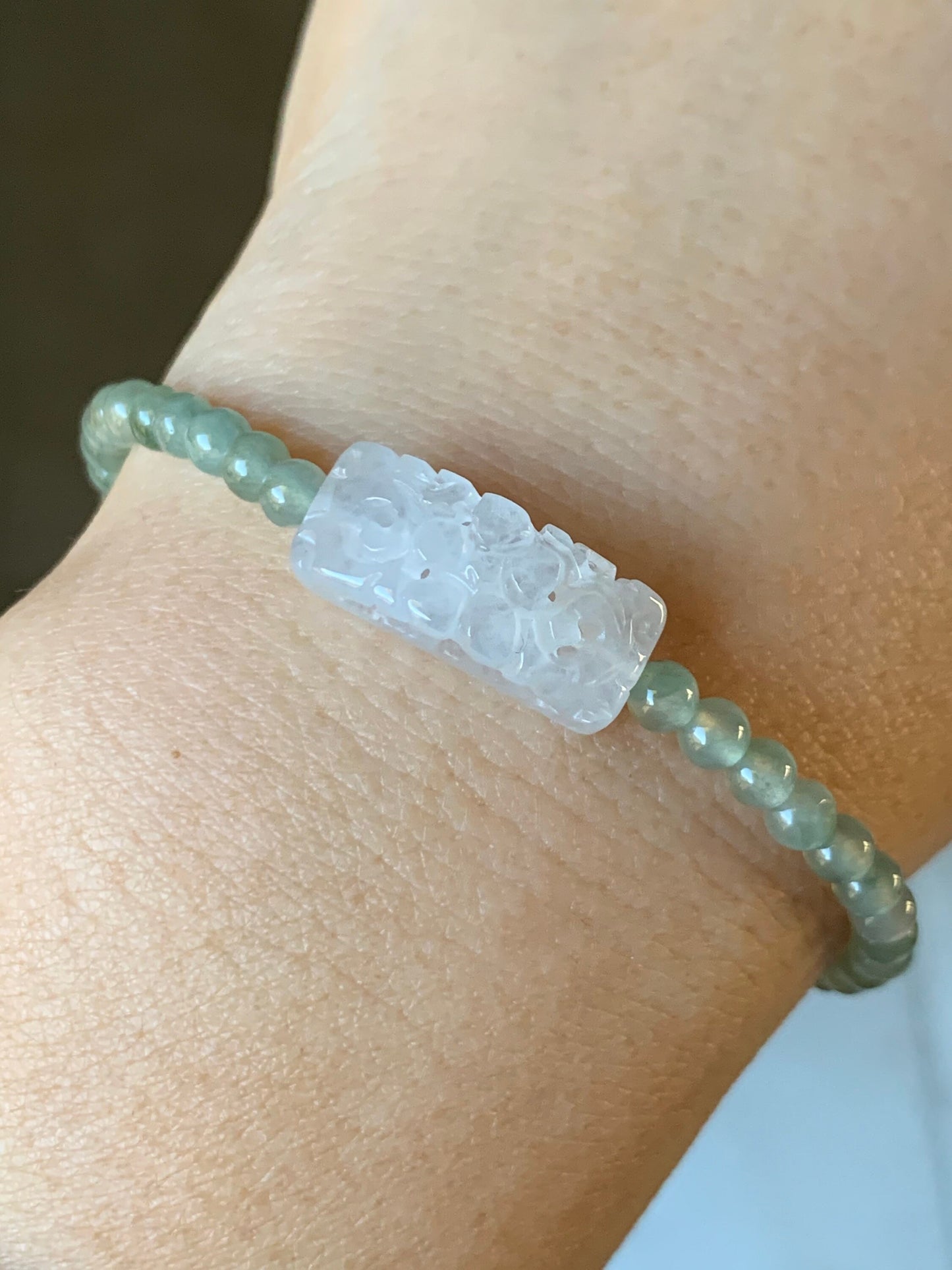 Natural Burmese Grade A Premium Icy Green Jadeite Openwork Engraving Icy White Bead Beaded Bracelet 7" 天然缅甸冰胶晴底翡翠起光白冰仿古镂空雕手牌手串