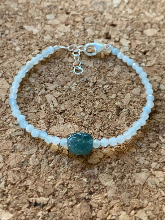 Natural Guatemalan Icy Blue Jadeite Engraved Bead Natural Faceted Aquamarine Beaded Bracelet Adjustable Sterling Silver 天然冰危蓝翡翠仿古雕珠海蓝宝珠手串
