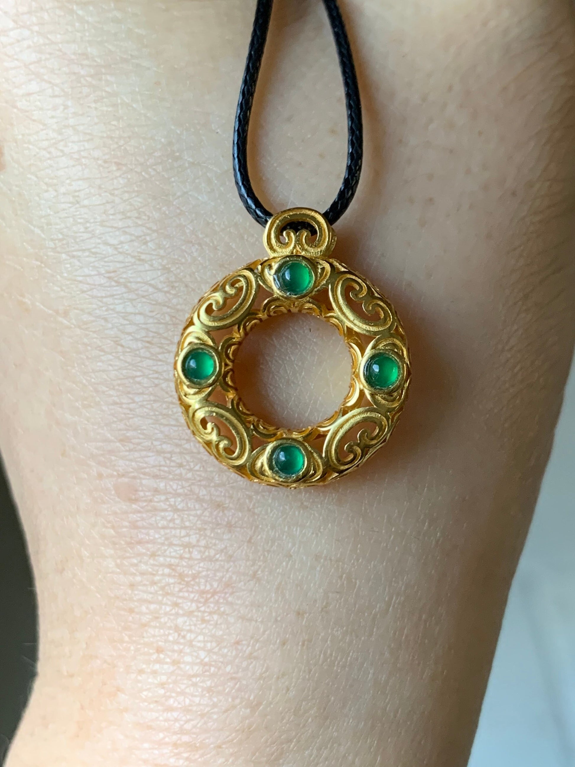 Natural Guatemalan Premium Vibrant Green Jadeite Ping An Kou Pendant S925 Silver Yellow Gold Finish w/ Chain 天然高冰危绿翡翠银镶平安扣吊坠套链