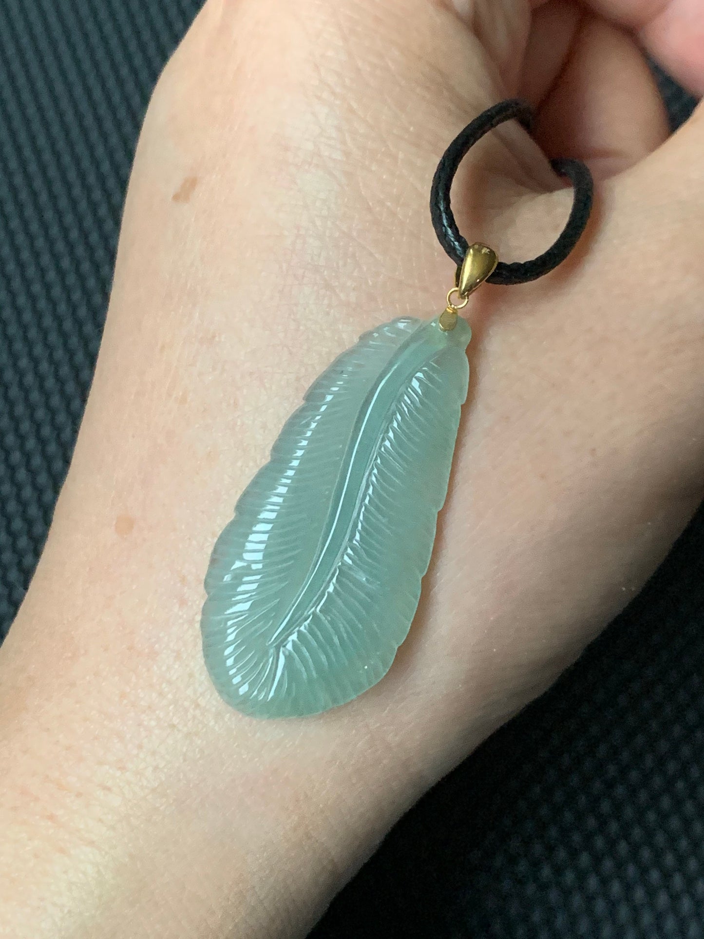 Large Natural Burmese Translucent Gelatinous Icy Green Jadeite Carved Feather Pendant 18K Yellow Gold Bail 天然缅甸冰绿翡翠羽毛镶嵌吊坠