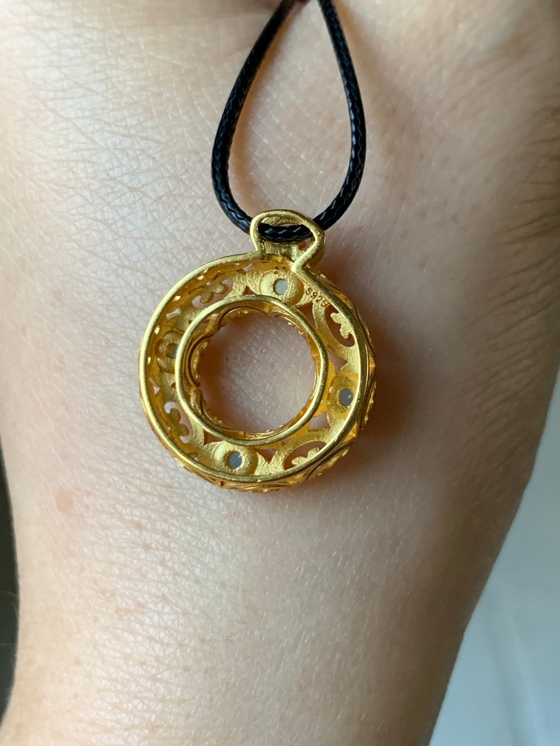 Natural Guatemalan Premium Vibrant Green Jadeite Ping An Kou Pendant S925 Silver Yellow Gold Finish w/ Chain 天然高冰危绿翡翠银镶平安扣吊坠套链