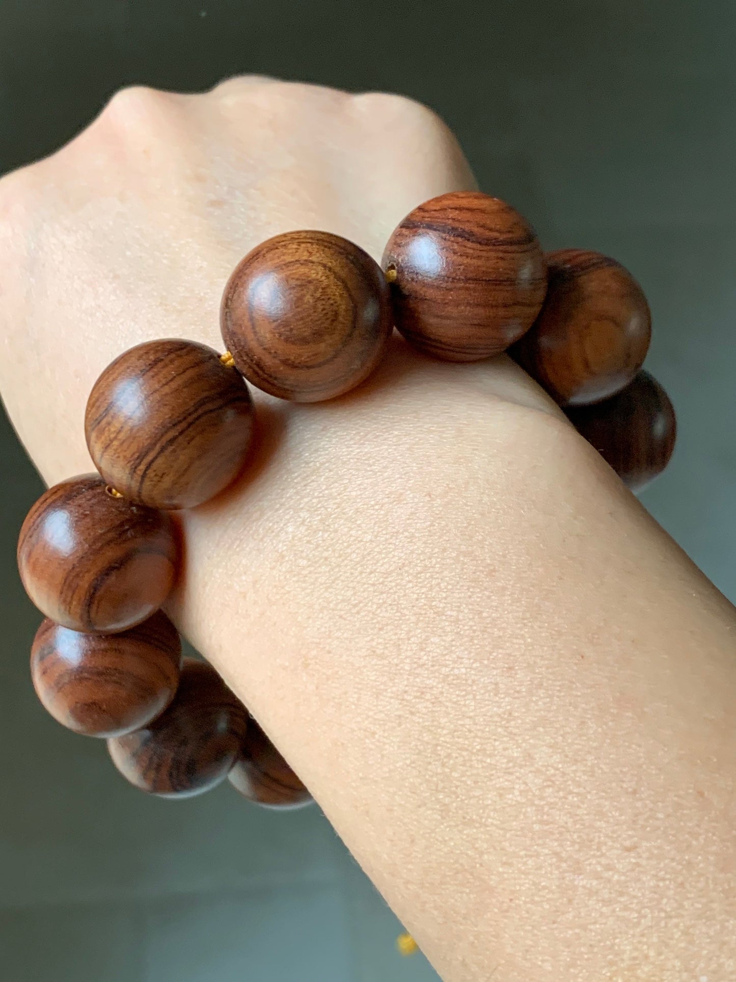 Large Natural Genuine Yellow Flower Pear Rosewood Mala Beads 12-Bead Beaded Bracelet Stretchy 20mm 9” 天然大卡黄花梨木珠手串