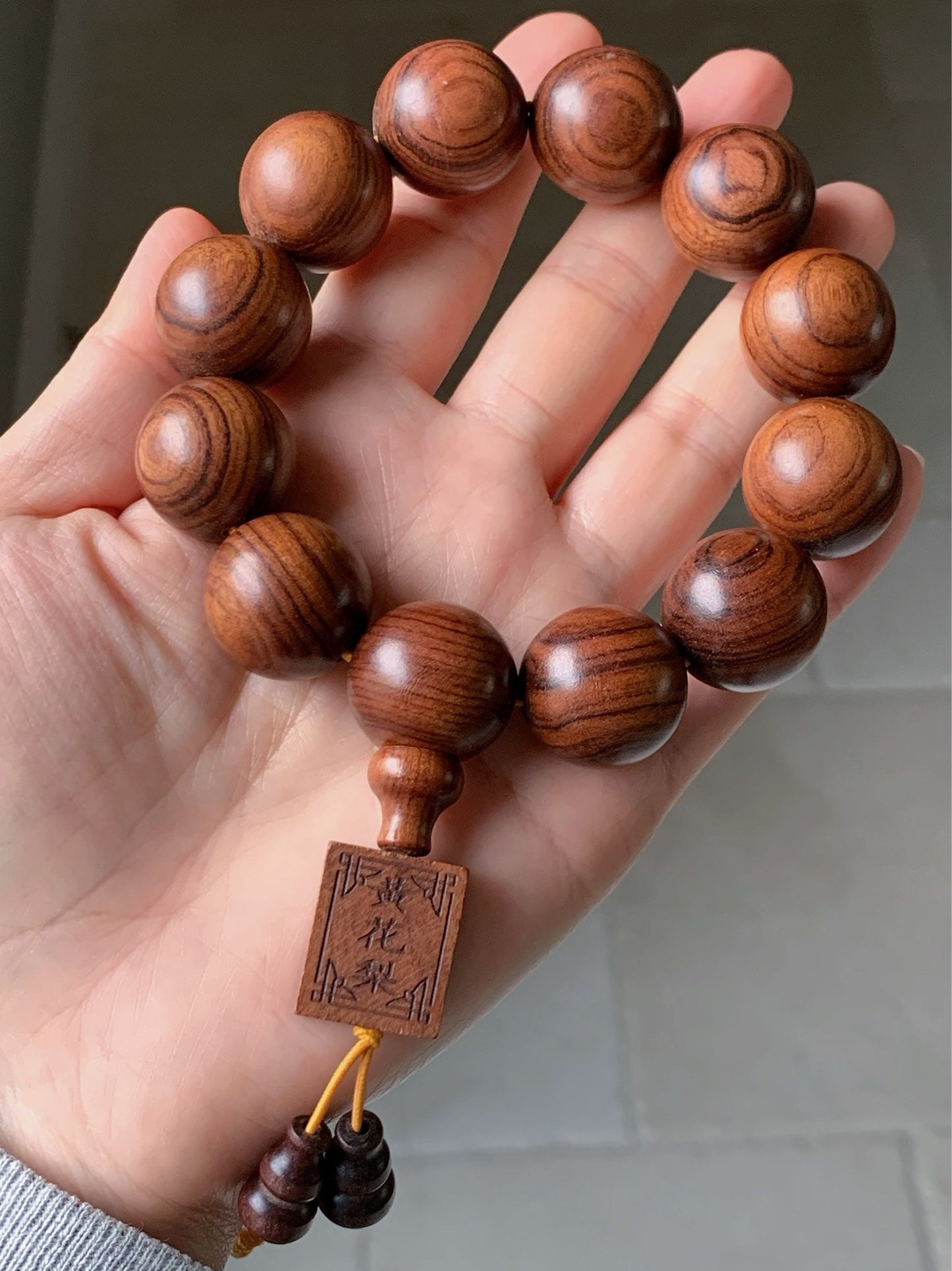 Large Natural Genuine Yellow Flower Pear Rosewood Mala Beads 12-Bead Beaded Bracelet Stretchy 20mm 9” 天然大卡黄花梨木珠手串