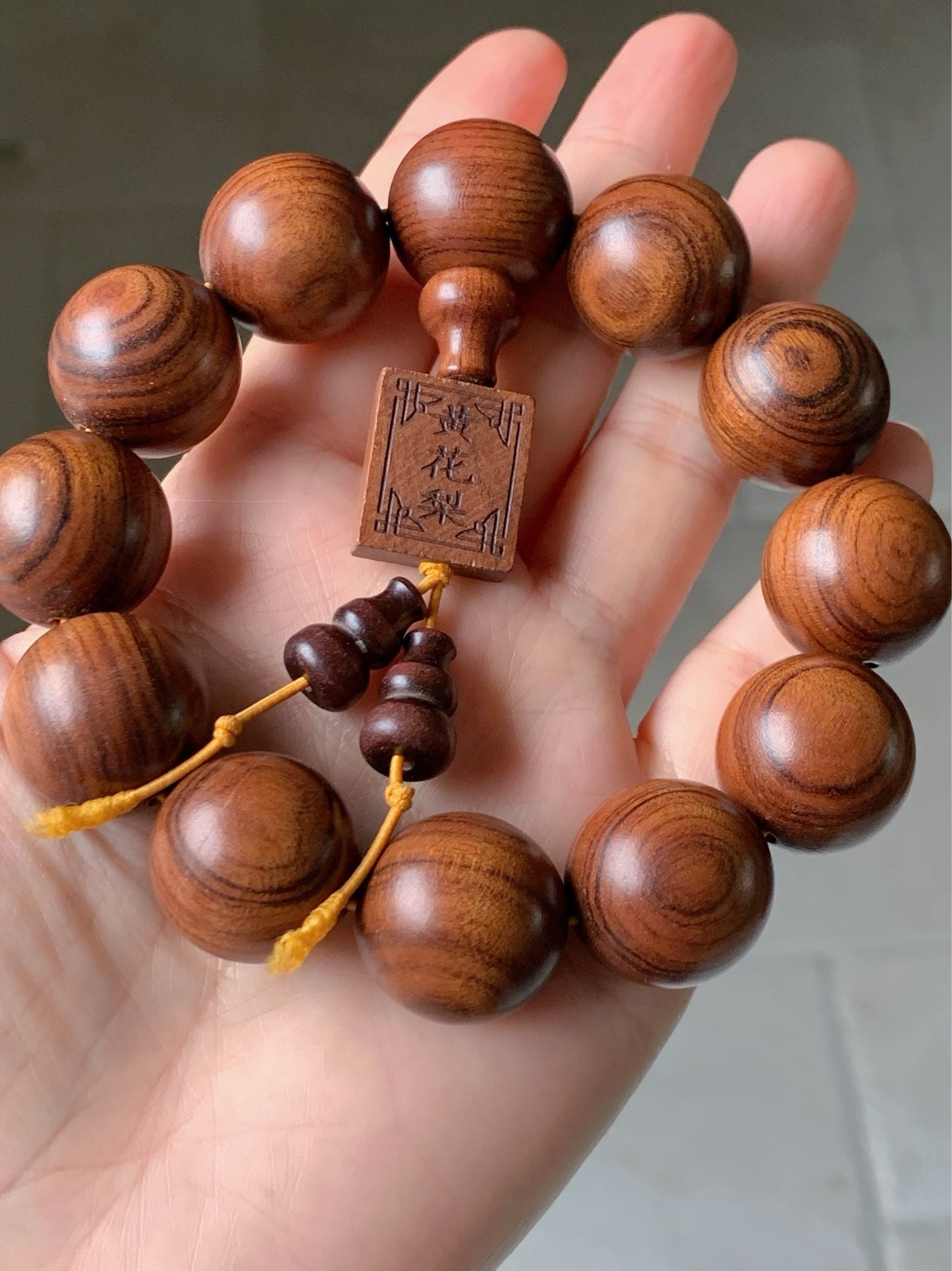 Large Natural Genuine Yellow Flower Pear Rosewood Mala Beads 12-Bead Beaded Bracelet Stretchy 20mm 9” 天然大卡黄花梨木珠手串