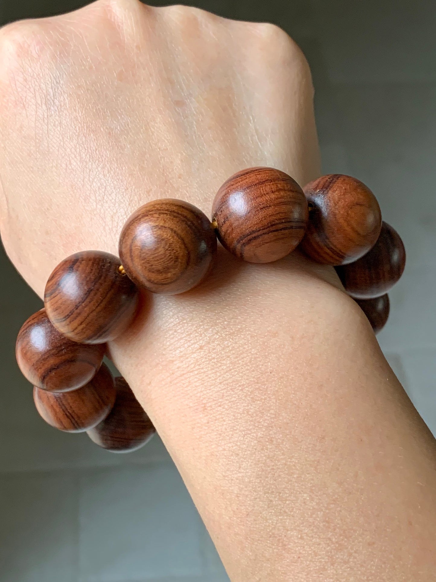 Large Natural Genuine Yellow Flower Pear Rosewood Mala Beads 12-Bead Beaded Bracelet Stretchy 20mm 9” 天然大卡黄花梨木珠手串