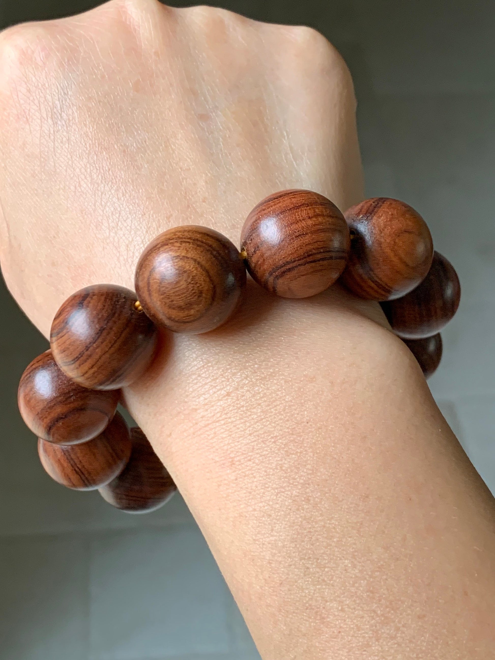 Large Natural Genuine Yellow Flower Pear Rosewood Mala Beads 12-Bead Beaded Bracelet Stretchy 20mm 9” 天然大卡黄花梨木珠手串