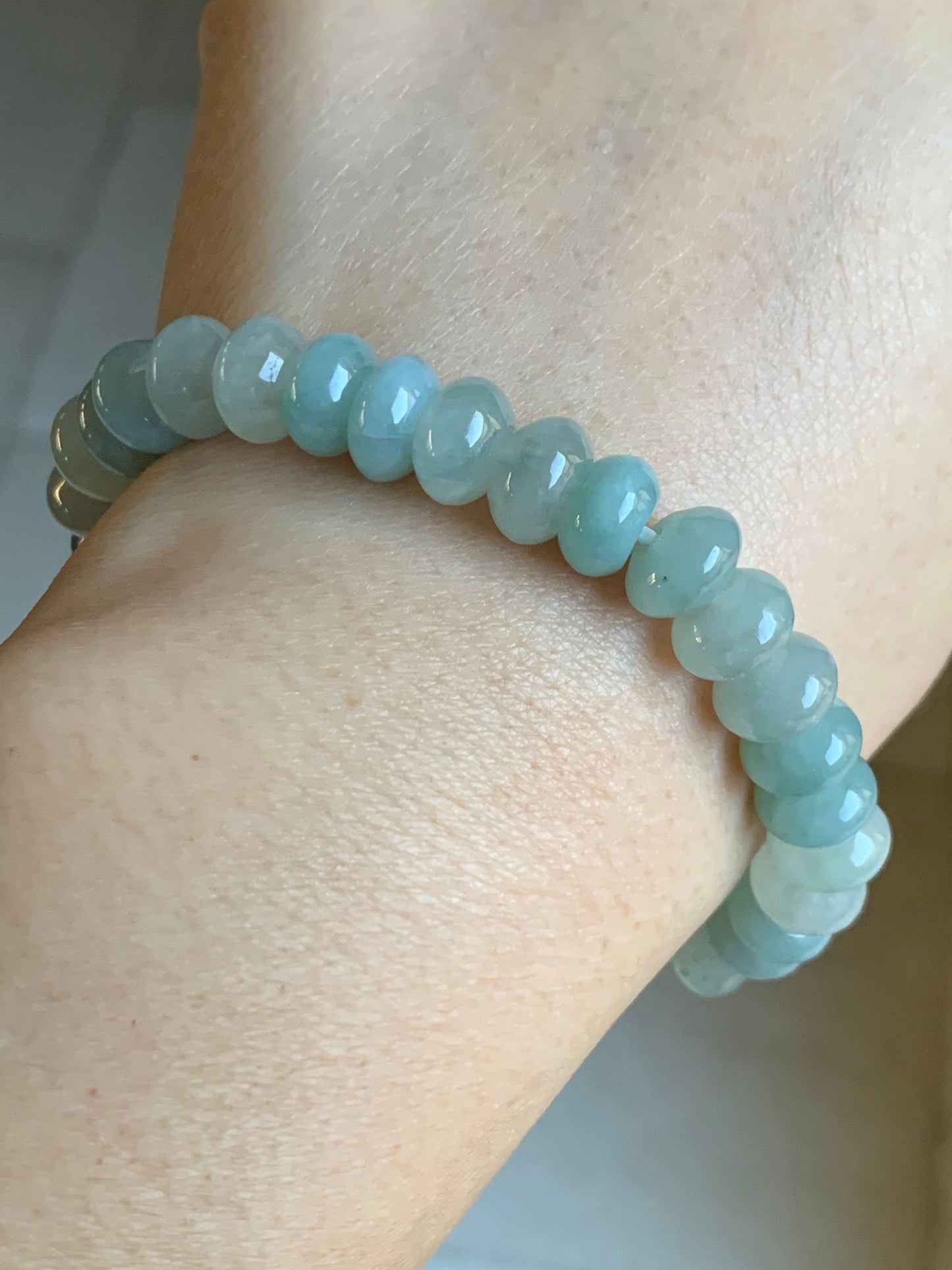 Large Natural Burmese Icy Translucent Light Green Jadeite Flat Beads Beaded Bracelet Stretchy 9x5mm 7.25” 29g 天然缅甸冰晴底翡翠大卡算盘珠手串