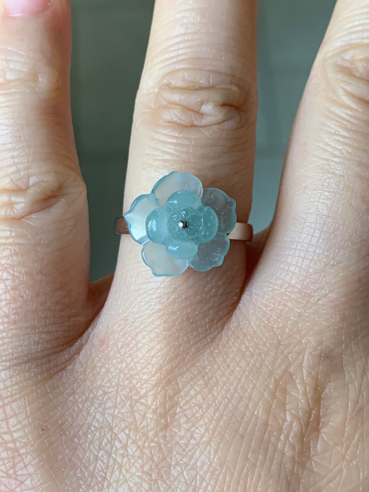 Certified Natural Guatemalan Premium Highly Translucent Sky Blue Jadeite Carved Lotus Flower Ring 18K White Gold size 7 天然危地马拉正高冰天空蓝翡翠莲花镶嵌戒指