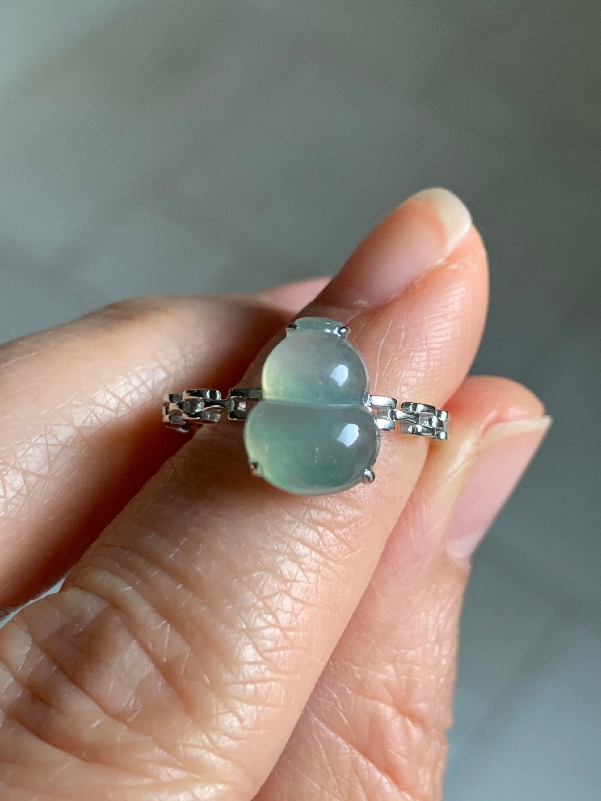 Certified Natural Grade A Burmese Premium Icy Highly Translucent Light Green Jadeite Hulu Gourd Ring 18K White Gold Sz 7 天然缅甸正冰起光晴色翡翠葫芦镶嵌戒指