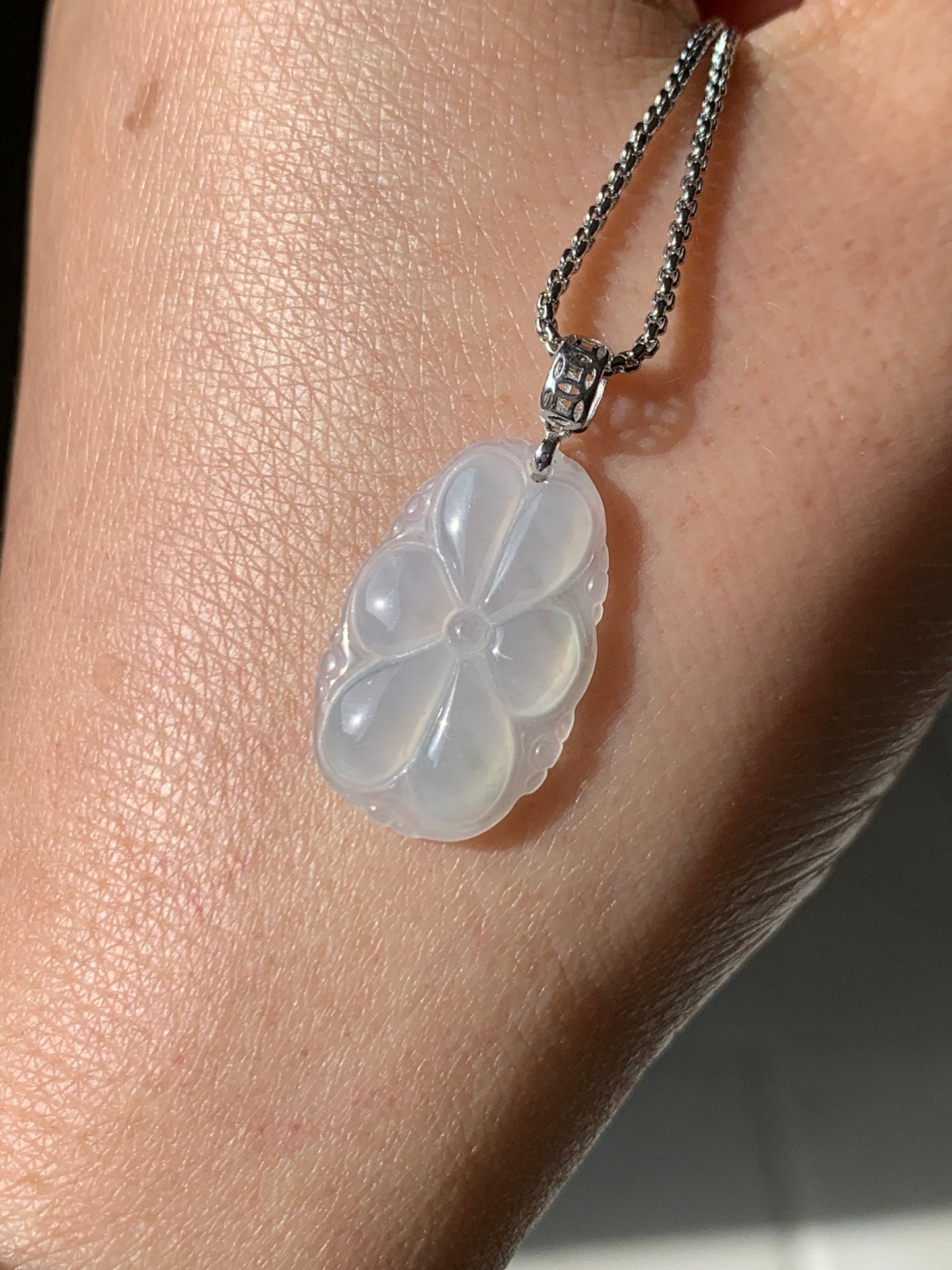 Natural Burmese Translucent Gelatinous Icy White Jadeite Carved Lotus Leaf Pendant 18K White Gold Bail 天然缅甸冰胶翡翠荷叶镶嵌吊坠