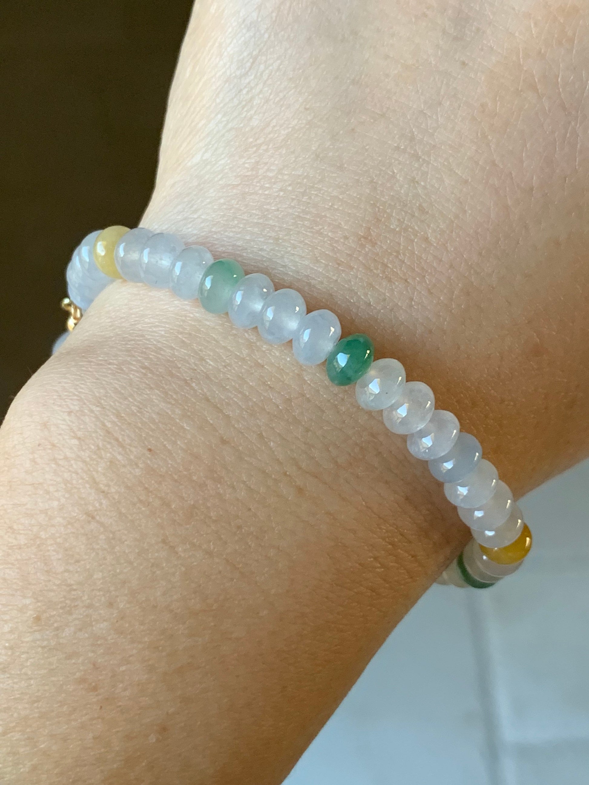 Burmese Natural Premium Icy translucent Multi-Colored Jadeite Drum Beads Beaded Bracelet w/ Carved Dolphin Charm 6.75” 天然缅甸起冰起光多宝翡翠鼓珠手串