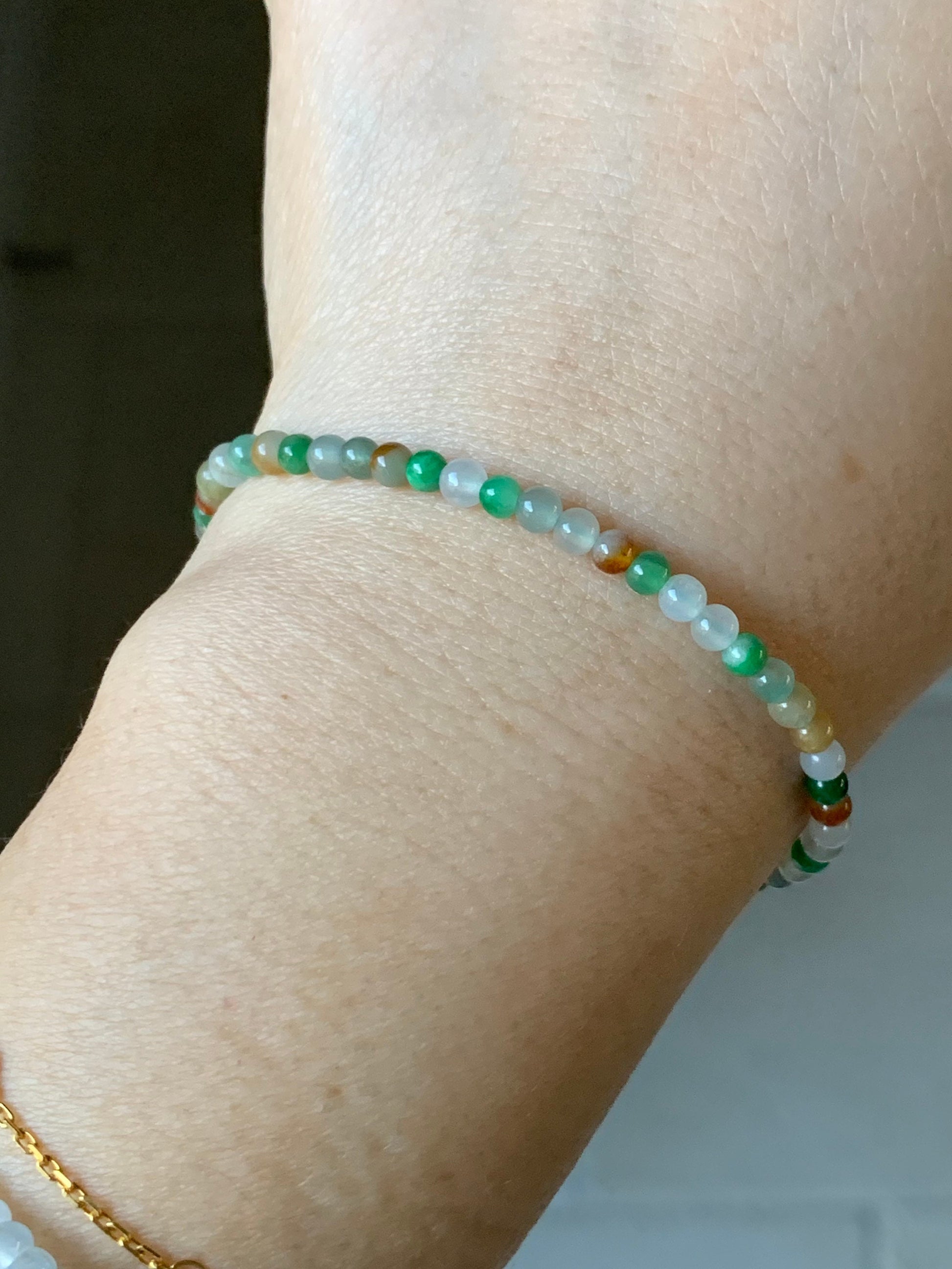 Natural Burmese Icy Translucent Multi-Colored Jadeite Petite Beads w/ Flower Sliding Jadeite Ring Beaded Bracelet 6.75” 天然缅甸冰多宝翡翠小圆珠白冰跑环手串