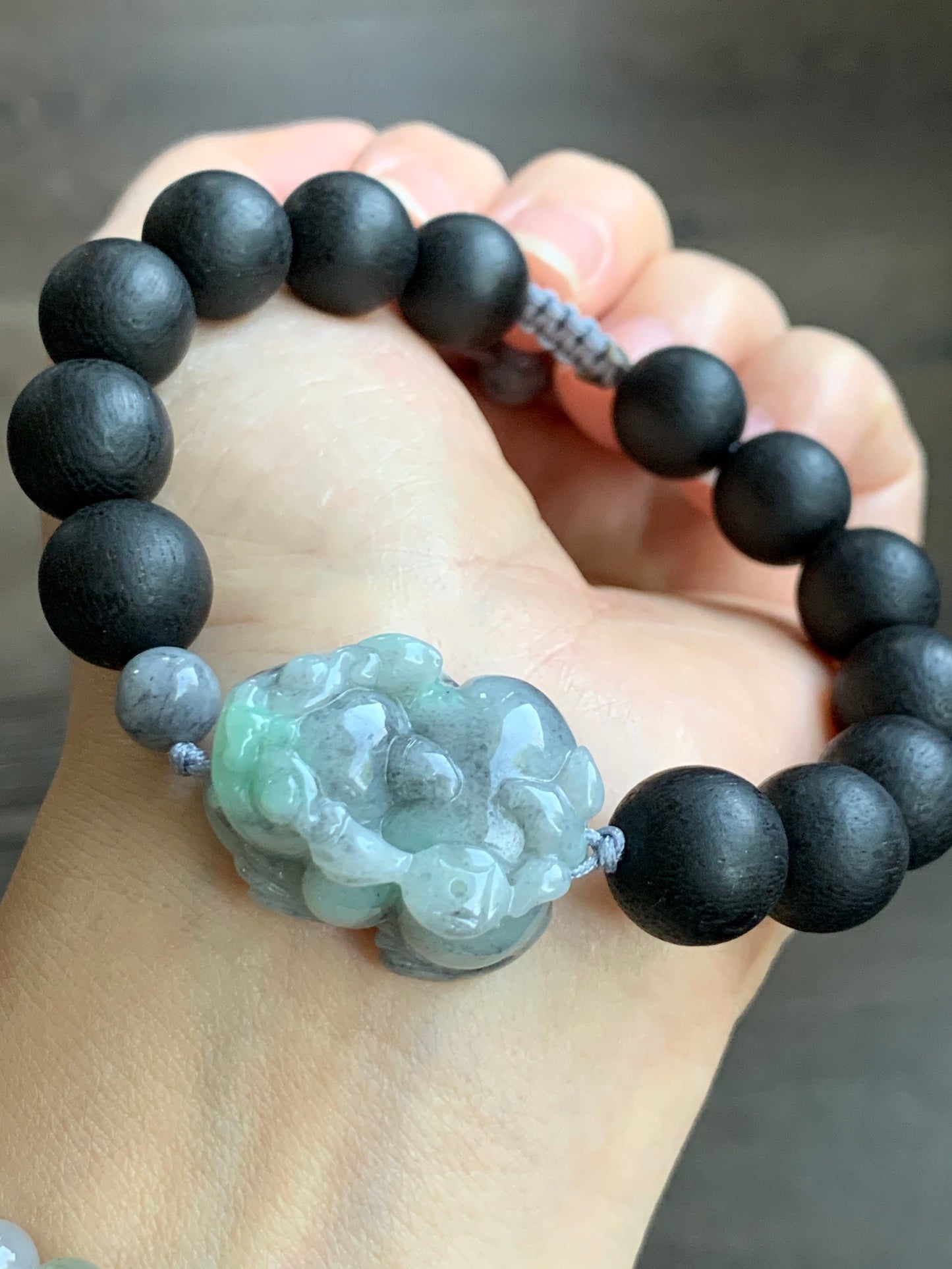 Large Natural Burmese Icy Wuji Jadeite with Green Marbling Carved Pixiu Black Agarwood Beaded Bracelet 7.75" 天然缅甸细糯乌鸡带绿翡翠貔貅土沉香木珠手串