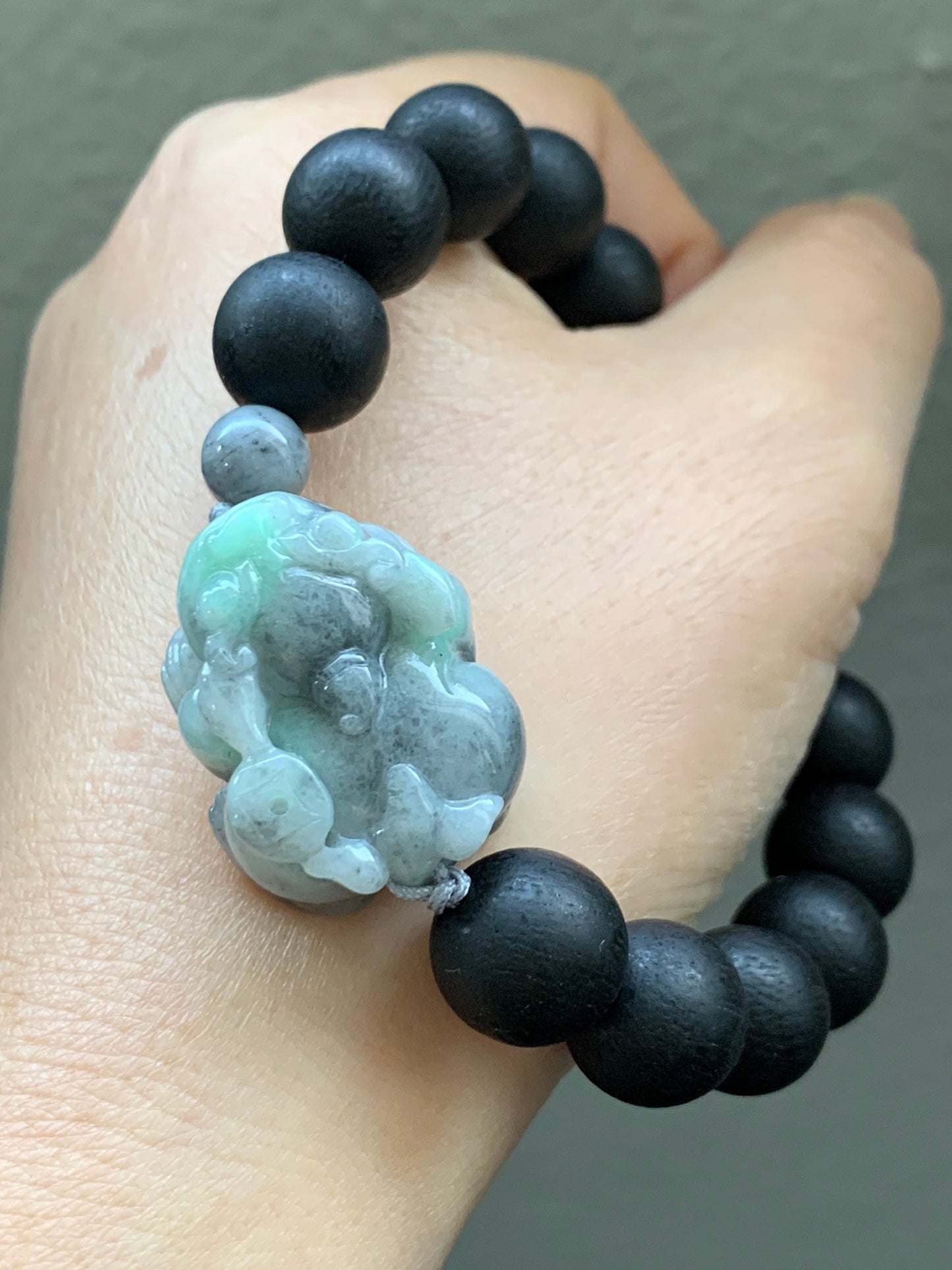 Large Natural Burmese Icy Wuji Jadeite with Green Marbling Carved Pixiu Black Agarwood Beaded Bracelet 7.75" 天然缅甸细糯乌鸡带绿翡翠貔貅土沉香木珠手串