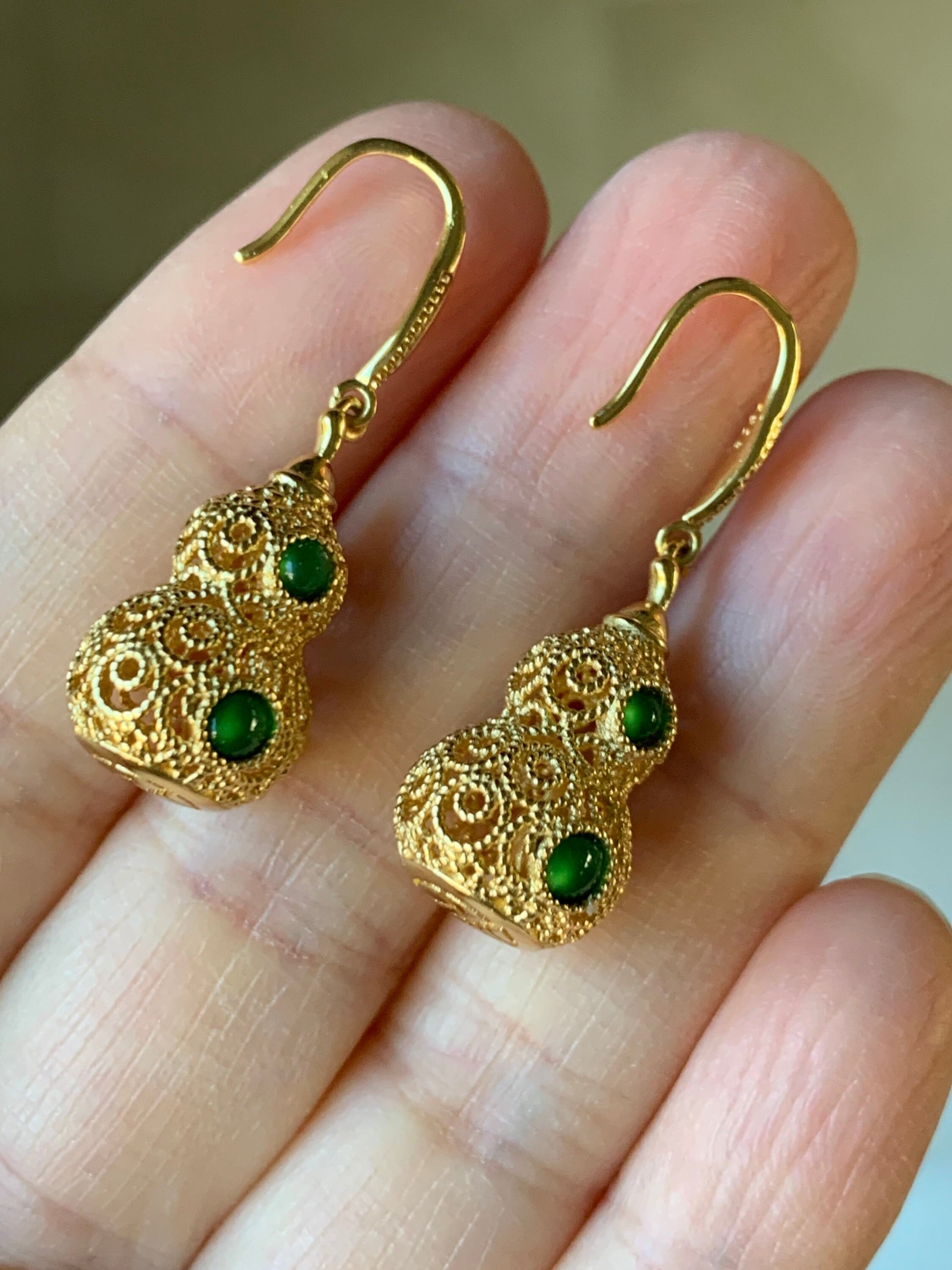 Natural Guatemalan Premium Green Jadeite 3D Hulu Gourd Dangle Earrings S925 Silver Yellow Gold Finish 天然高冰危绿翡翠银镶立体葫芦吊坠