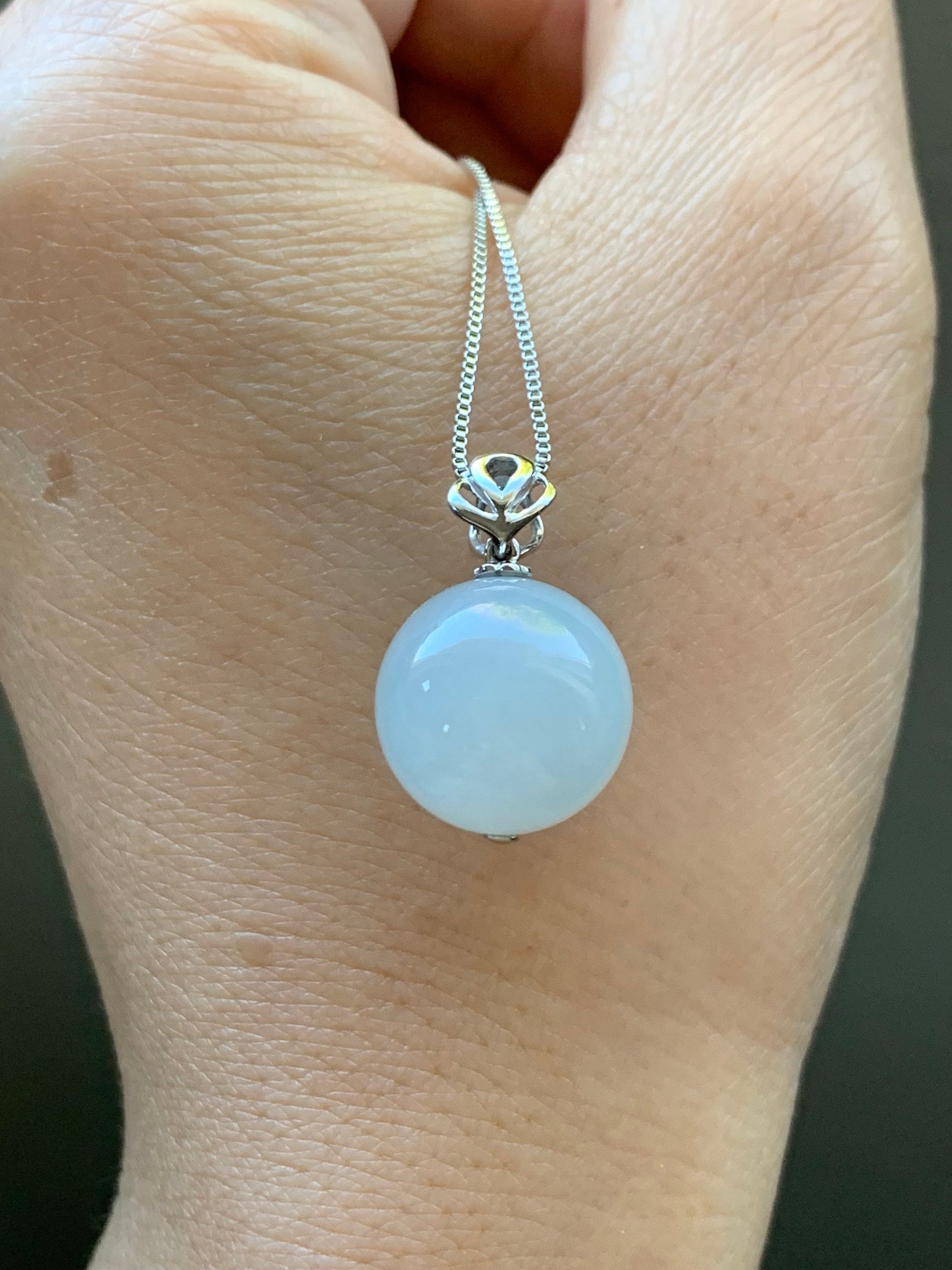 Large Certified Natural Burmese Grade A Icy Translucent Gelatinous Jadeite Sphere Bead Pendant 18K White Gold 天然缅甸糯冰起胶翡翠单珠镶嵌吊坠