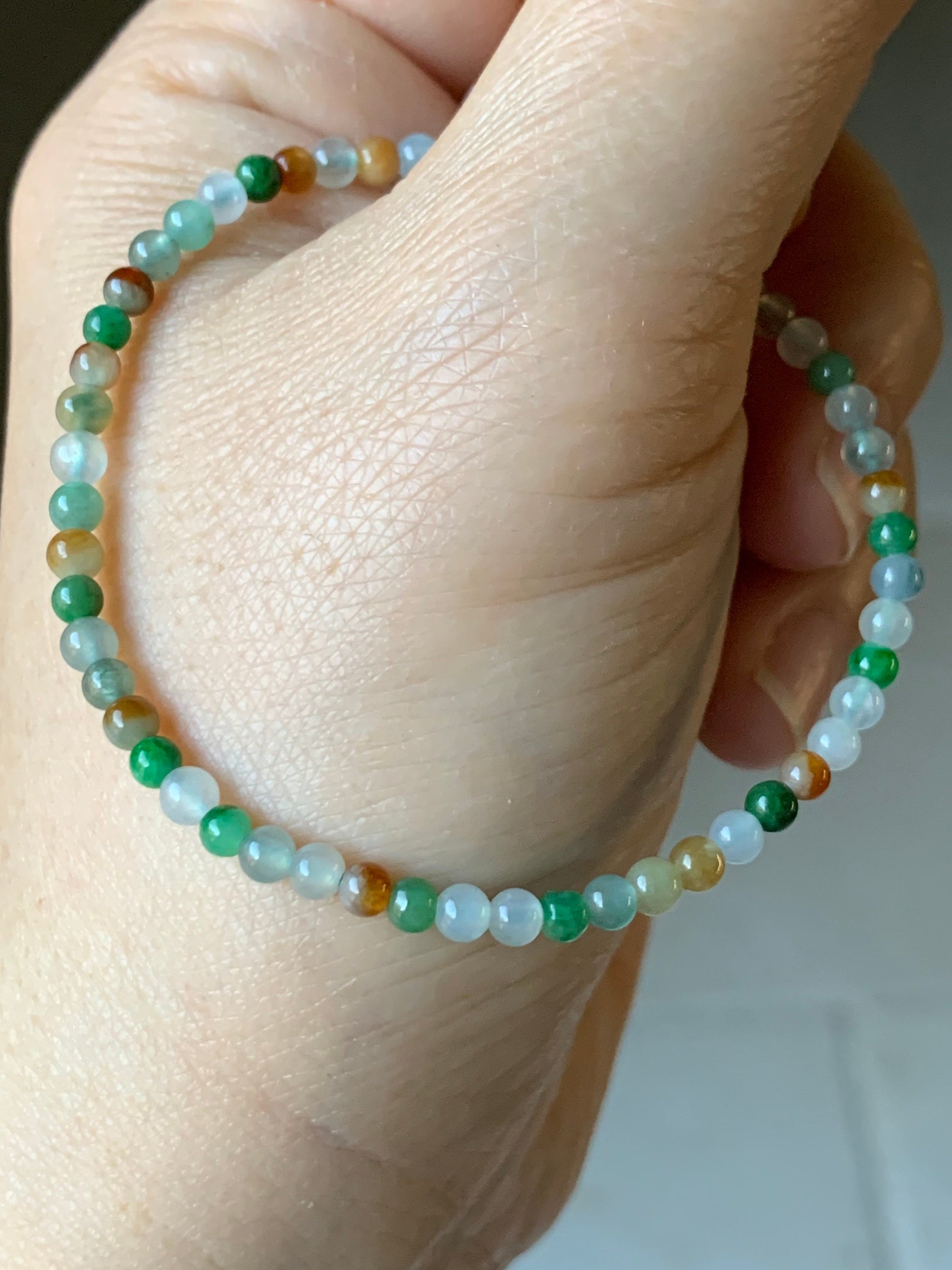 Natural Burmese Icy Translucent Multi-Colored Jadeite Petite Beads w/ Flower Sliding Jadeite Ring Beaded Bracelet 6.75” 天然缅甸冰多宝翡翠小圆珠白冰跑环手串