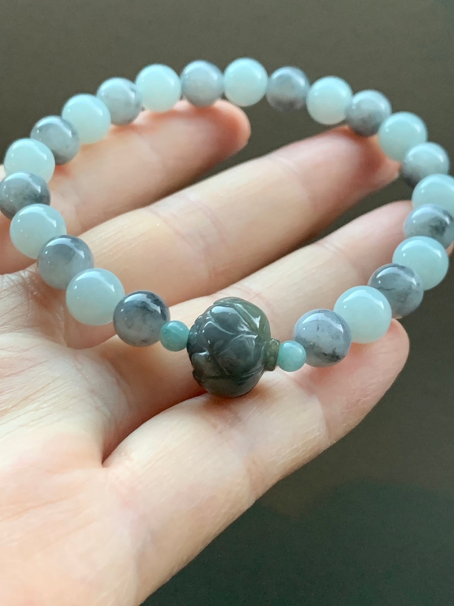 Burmese Natural Sky Blue & Icy Wuji Jadeite Beads Carved Wuji Jadeite Lotus Flower Beaded Bracelet 7” 天然缅甸天空蓝乌鸡翡翠莲花珠手串