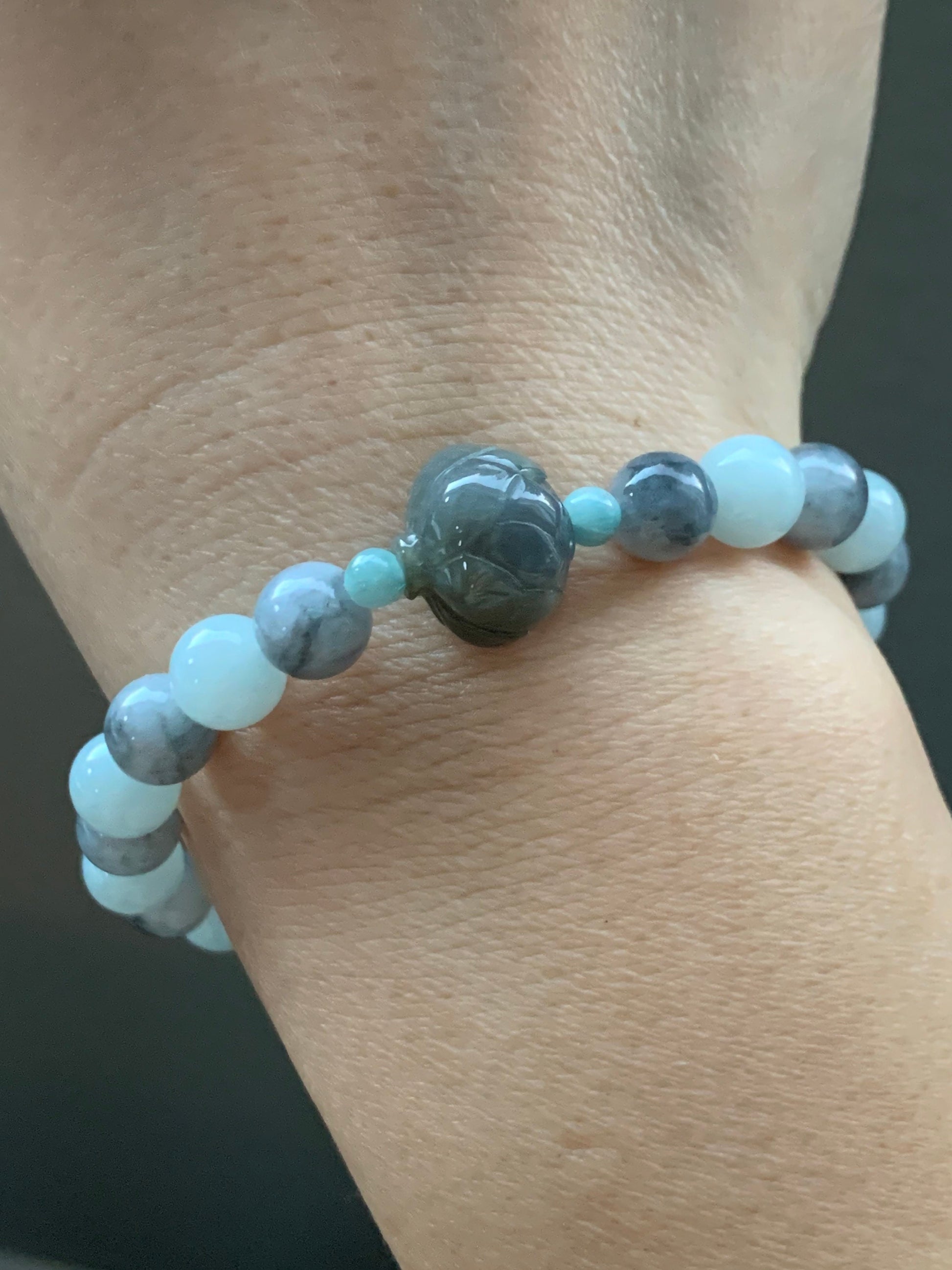 Burmese Natural Sky Blue & Icy Wuji Jadeite Beads Carved Wuji Jadeite Lotus Flower Beaded Bracelet 7” 天然缅甸天空蓝乌鸡翡翠莲花珠手串