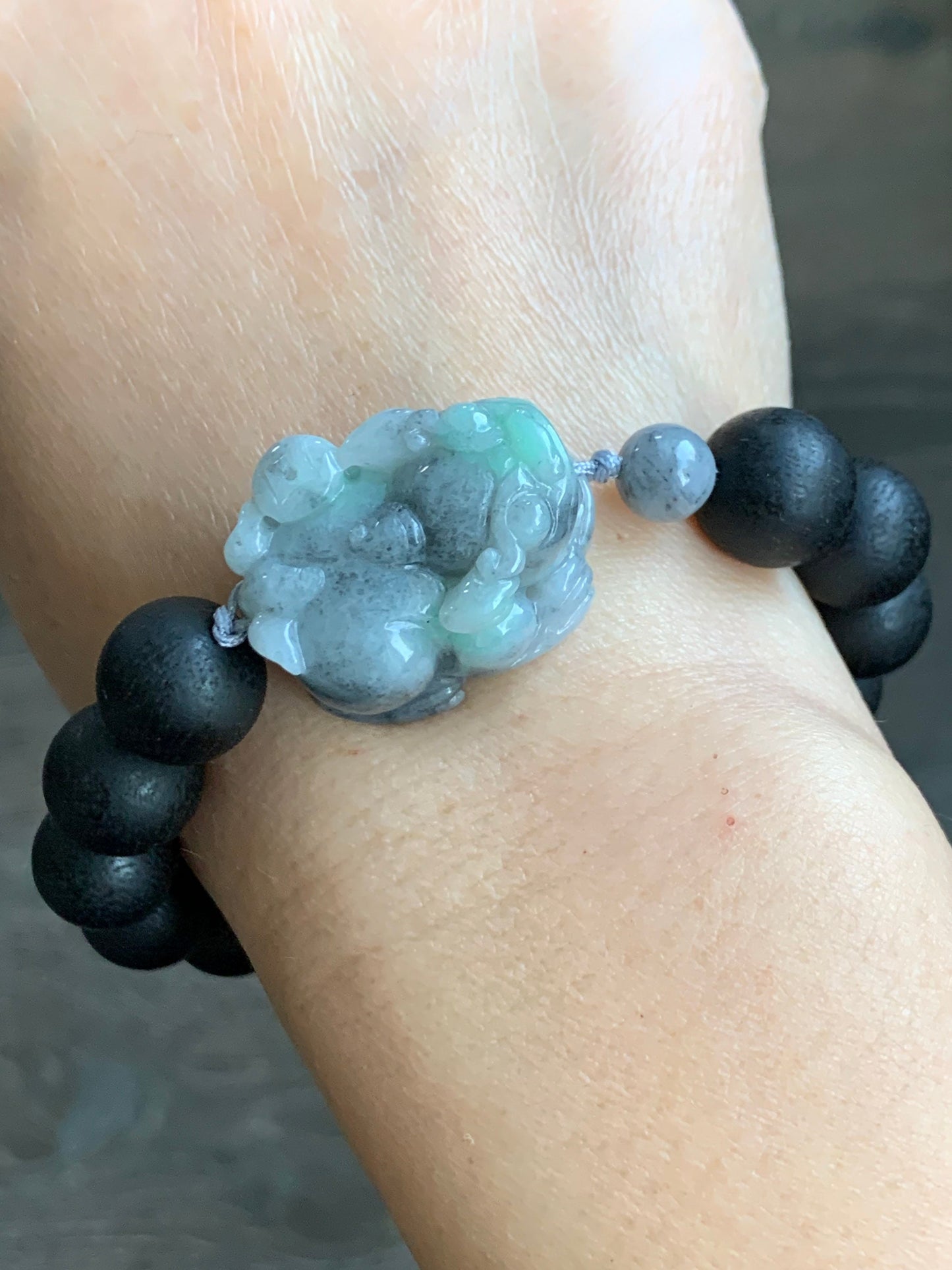Large Natural Burmese Icy Wuji Jadeite with Green Marbling Carved Pixiu Black Agarwood Beaded Bracelet 7.75" 天然缅甸细糯乌鸡带绿翡翠貔貅土沉香木珠手串
