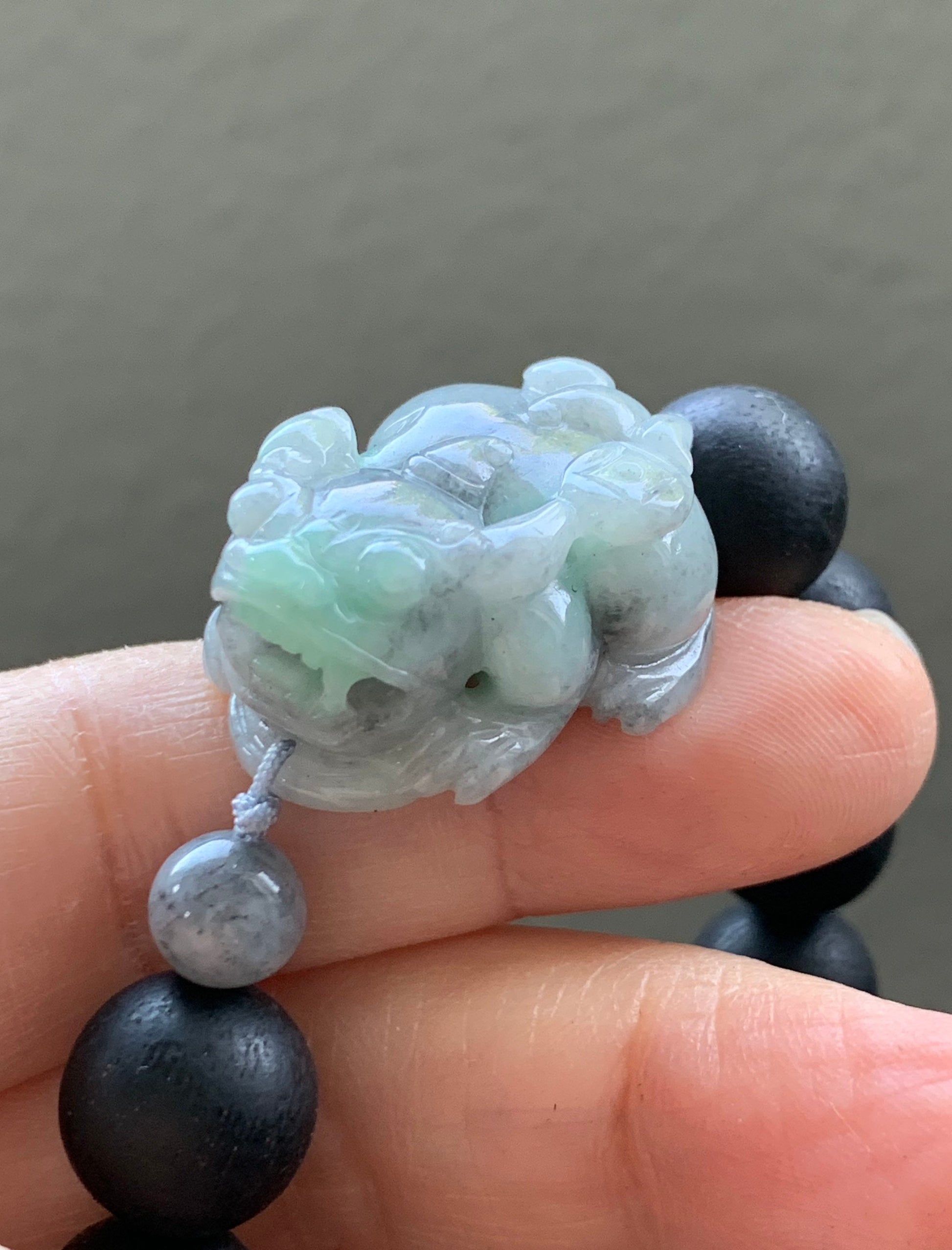 Large Natural Burmese Icy Wuji Jadeite with Green Marbling Carved Pixiu Black Agarwood Beaded Bracelet 7.75" 天然缅甸细糯乌鸡带绿翡翠貔貅土沉香木珠手串